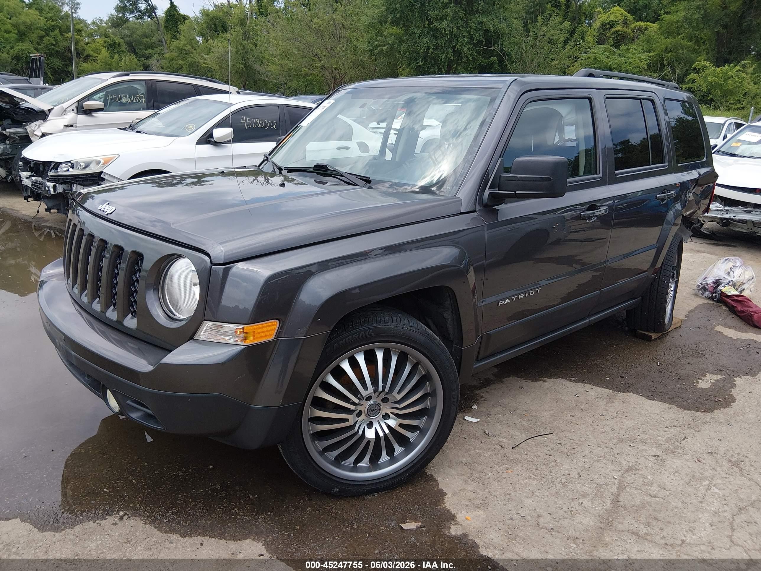 2015 Jeep Patriot Sport Gray vin: 1C4NJPBB4FD386949