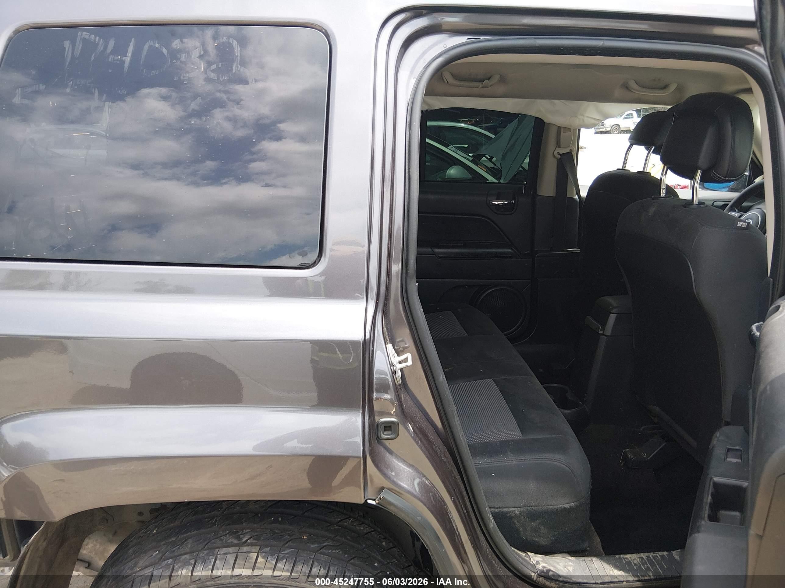 2015 Jeep Patriot Sport Gray vin: 1C4NJPBB4FD386949