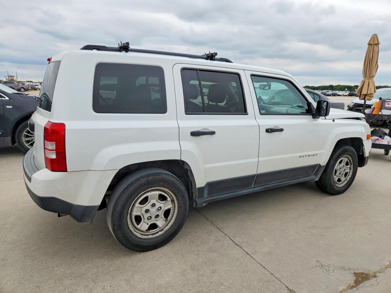 2016 Jeep Patriot Sport White vin: 1C4NJPBB5GD777450