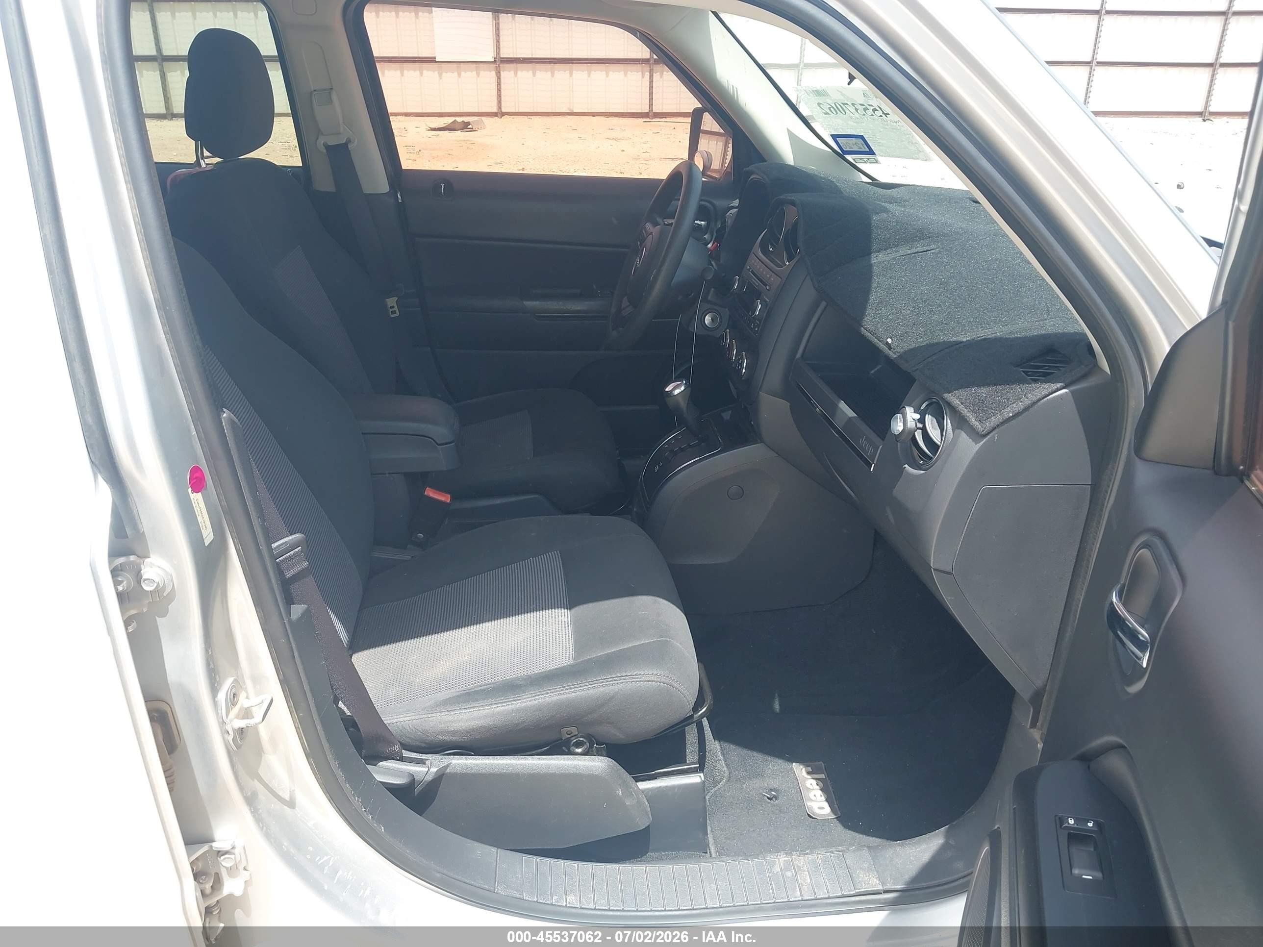 2013 Jeep Patriot Sport Silver vin: 1C4NJPBB6DD102265