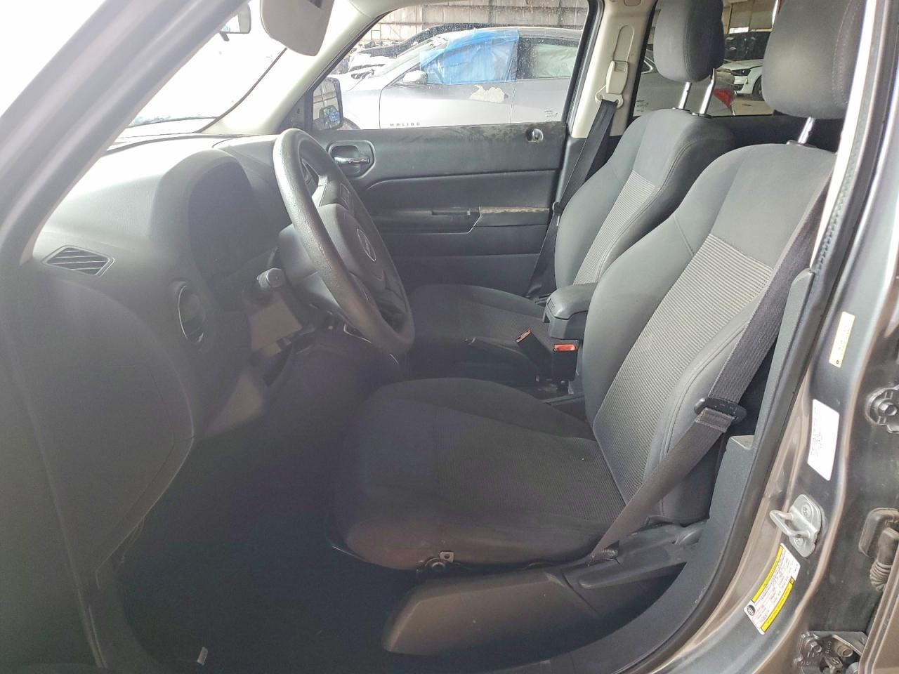 2012 Jeep Patriot Sport Gray vin: 1C4NJPBB7CD634798