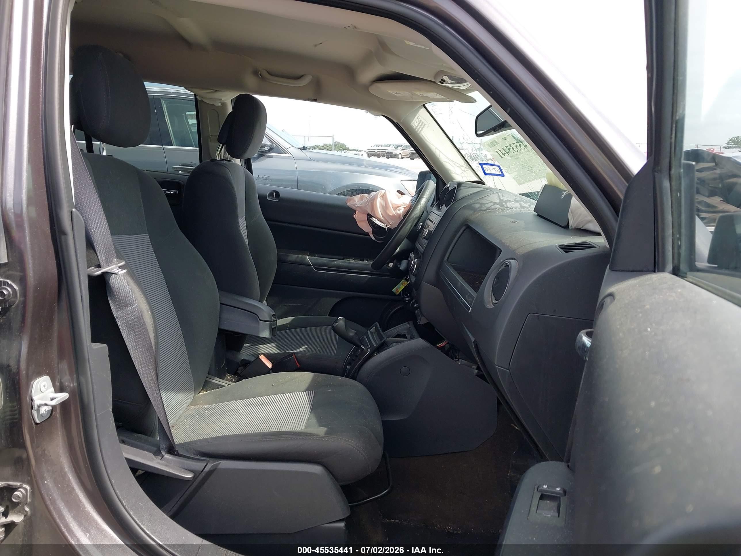 2015 Jeep Patriot Sport Серый vin: 1C4NJPBB7FD414162