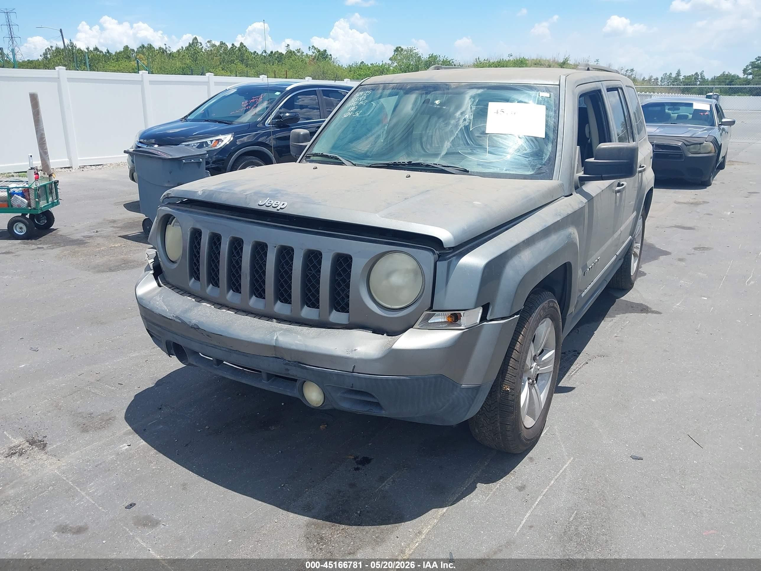 2012 Jeep Patriot Sport Gray vin: 1C4NJPBB8CD539165