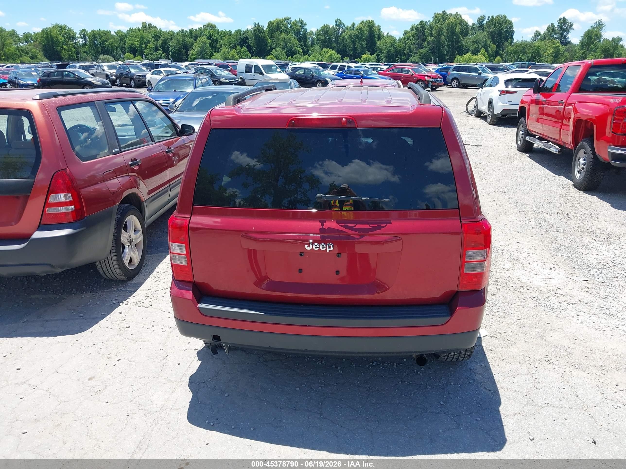 2014 Jeep Patriot Sport Red vin: 1C4NJPBB8ED848637