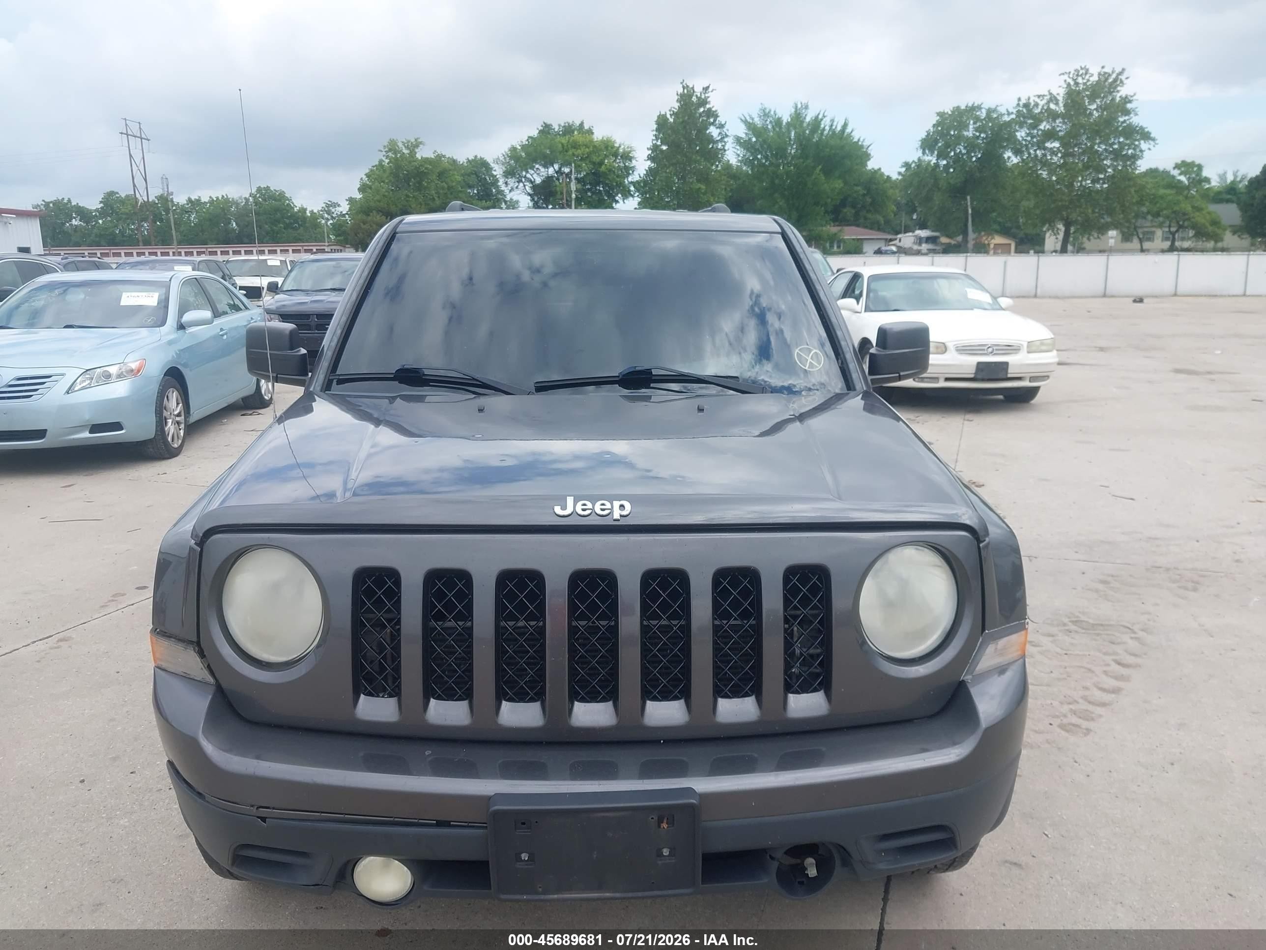 2014 Jeep Patriot Sport Gray vin: 1C4NJPBB8ED916094