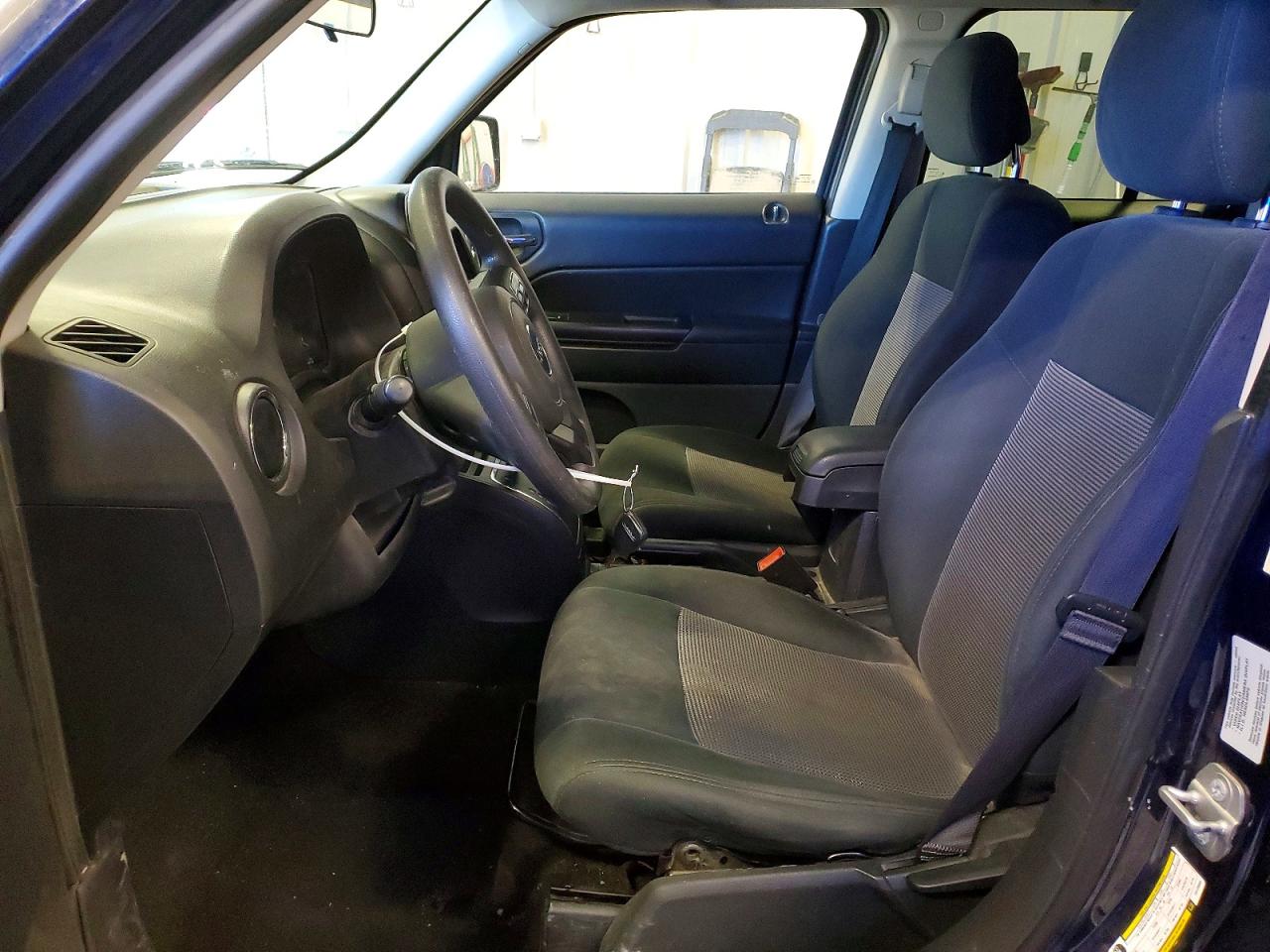 2015 Jeep Patriot Sport Серый vin: 1C4NJPBB8FD129650
