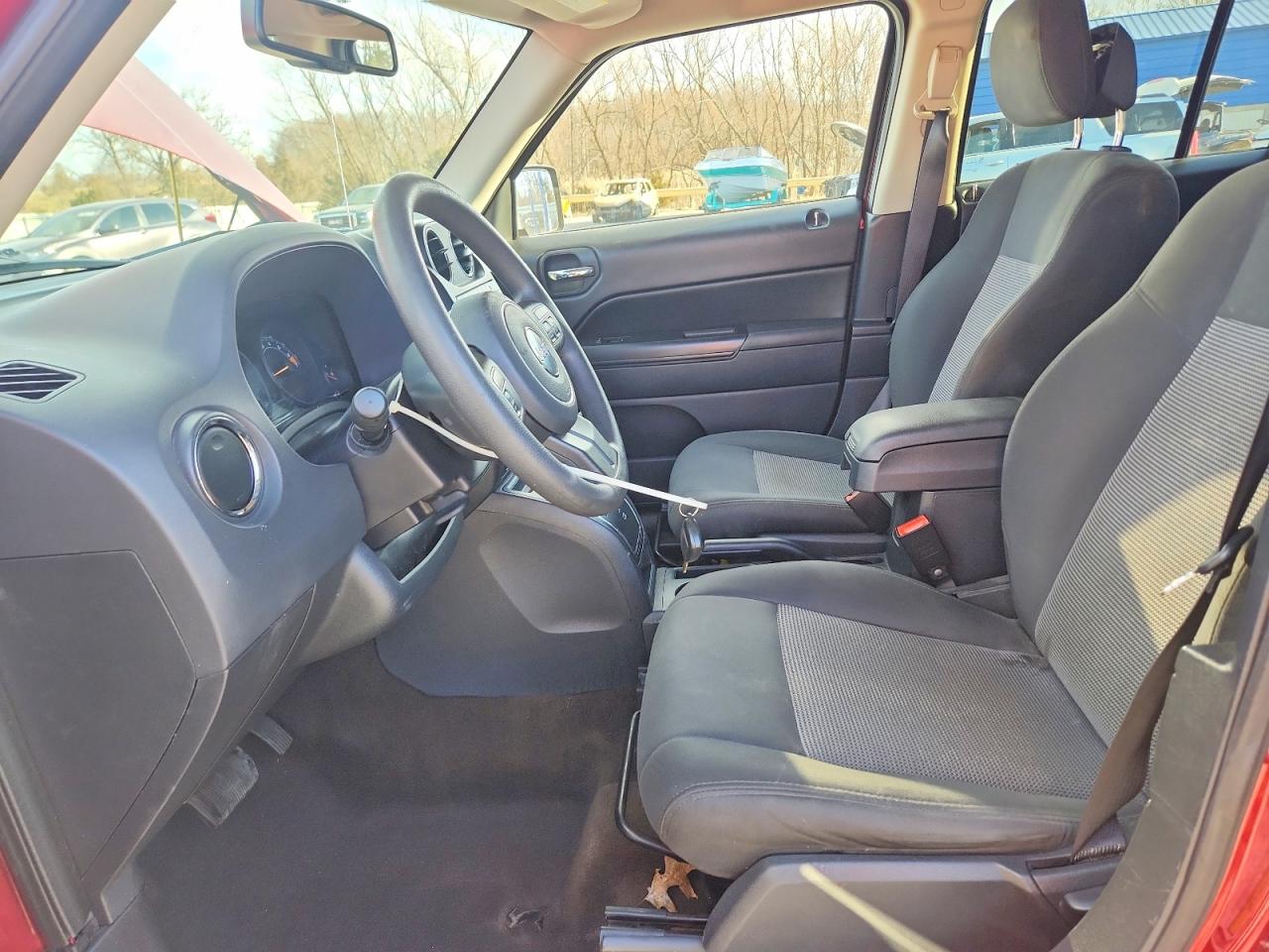 2015 Jeep Patriot Sport Red vin: 1C4NJPBB8FD397890