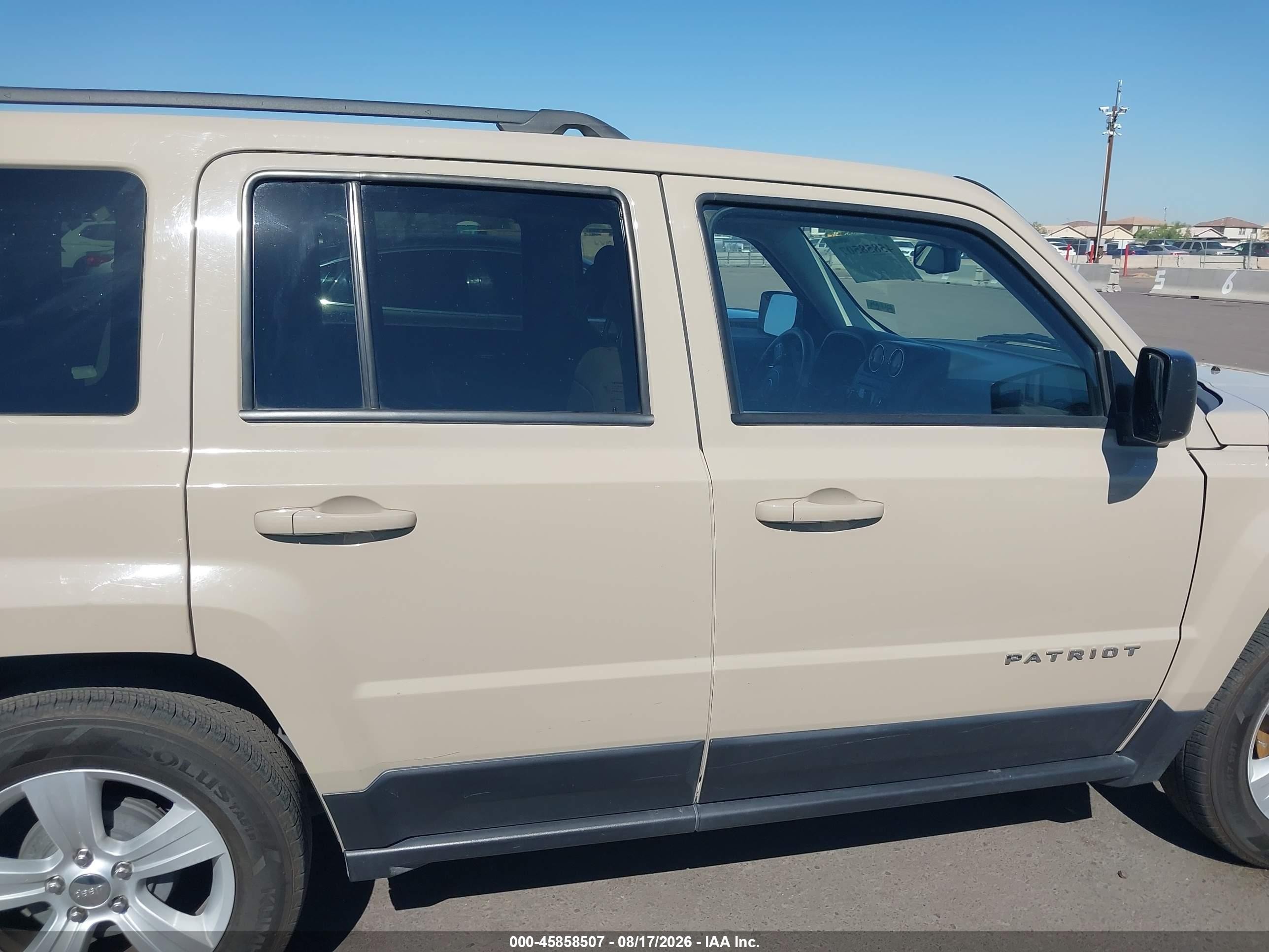 2017 Jeep Patriot Sport Tan vin: 1C4NJPBB8HD136343