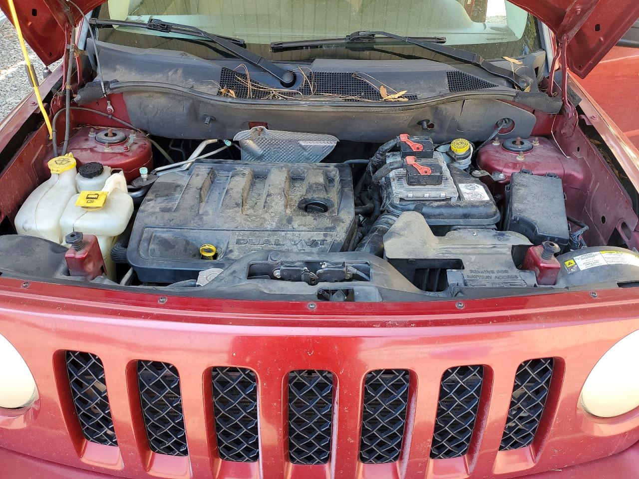 2012 Jeep Patriot Sport Red vin: 1C4NJPBB9CD673747