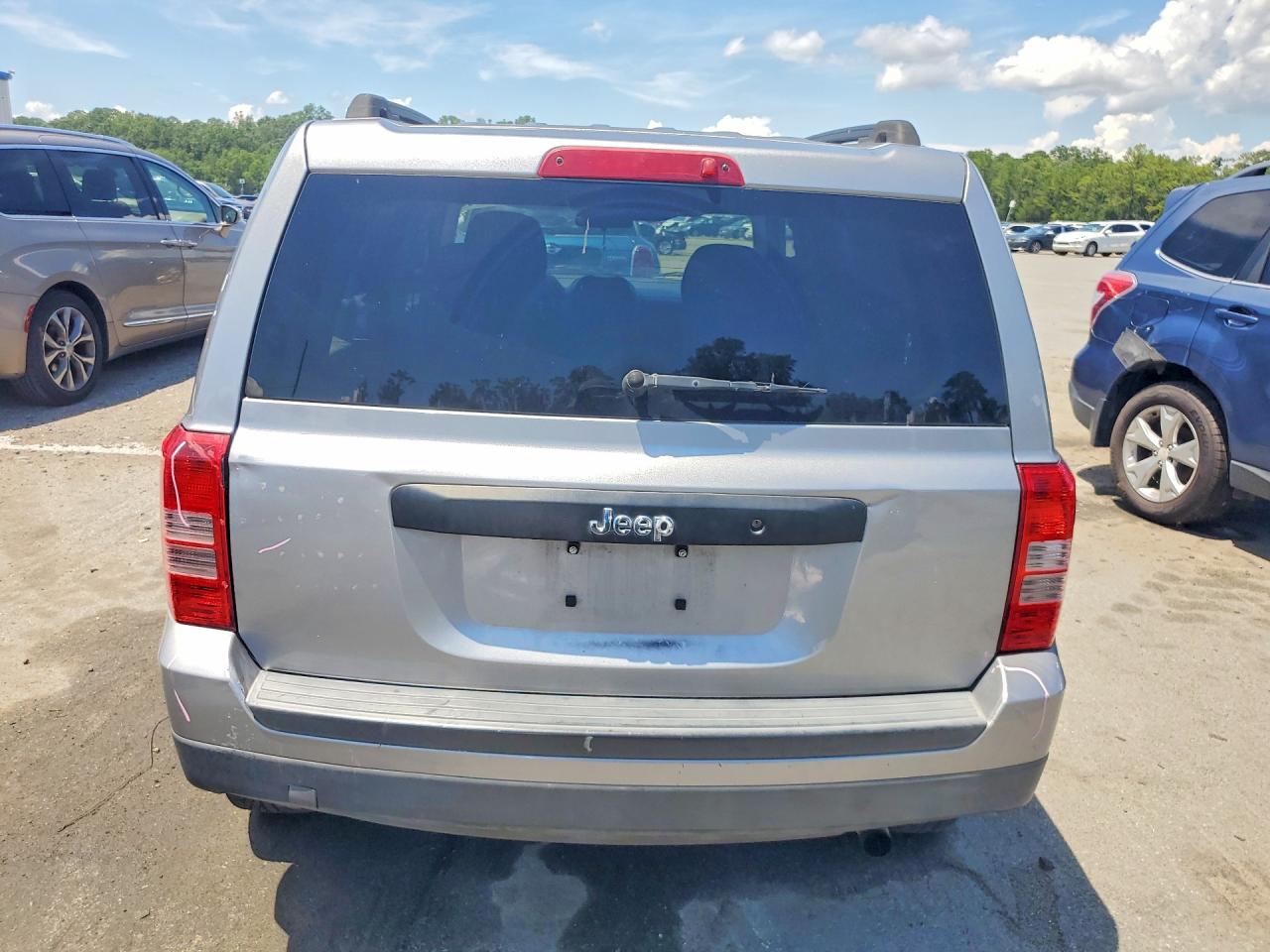 2015 Jeep Patriot Sport Silver vin: 1C4NJPBB9FD274342