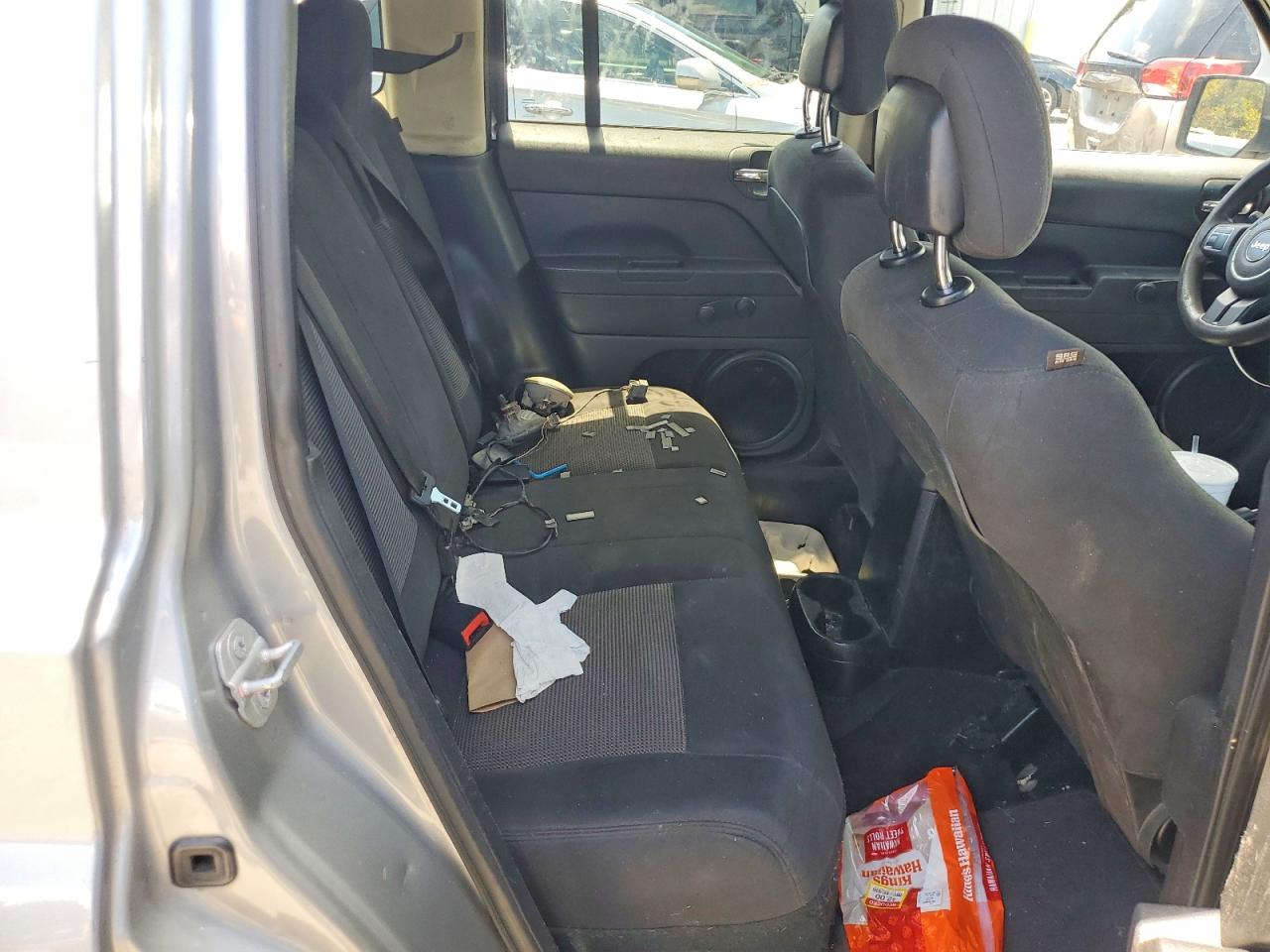 2015 Jeep Patriot Sport Silver vin: 1C4NJPBB9FD274342