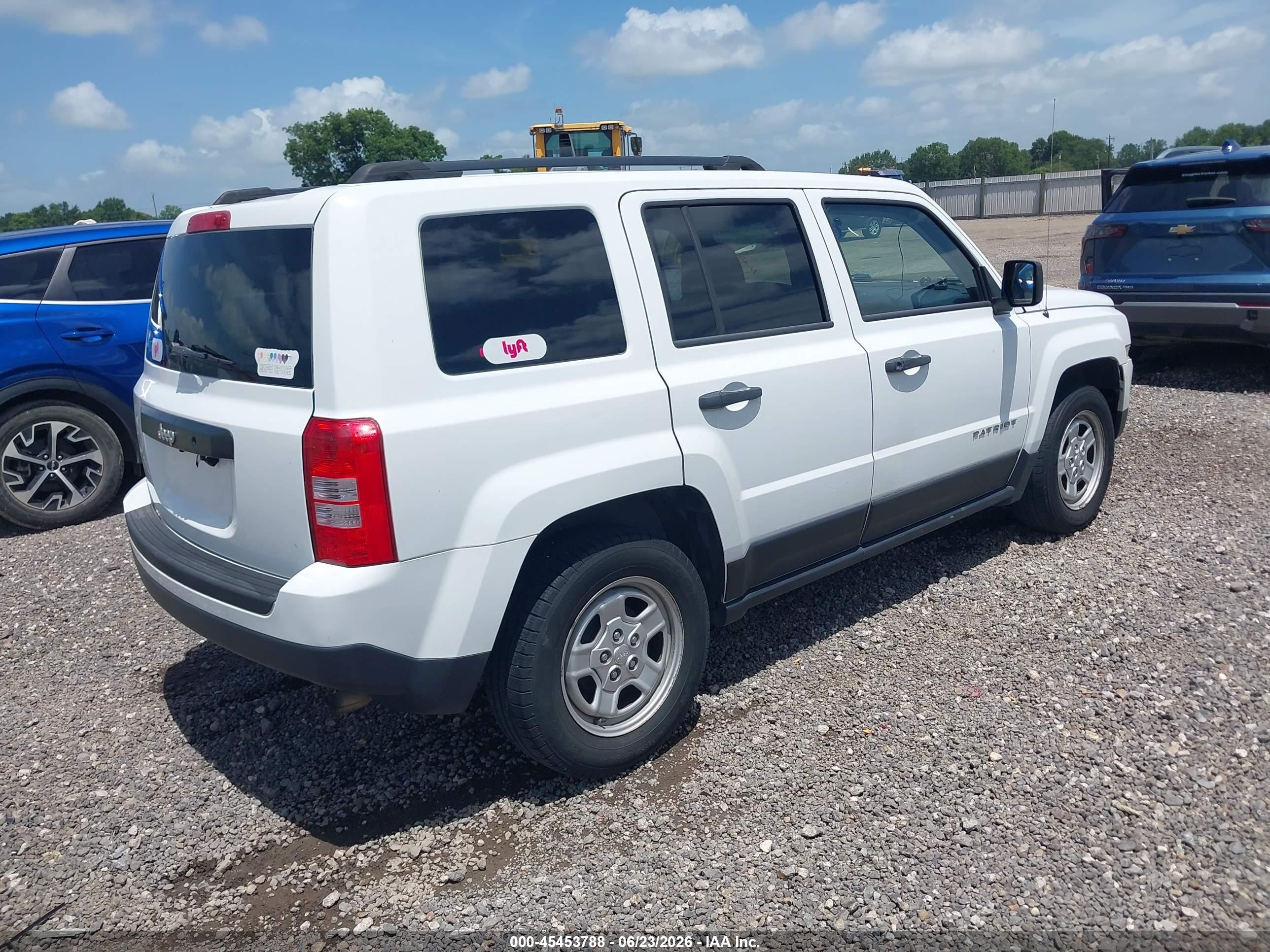 2015 Jeep Patriot Sport White vin: 1C4NJPBB9FD359035