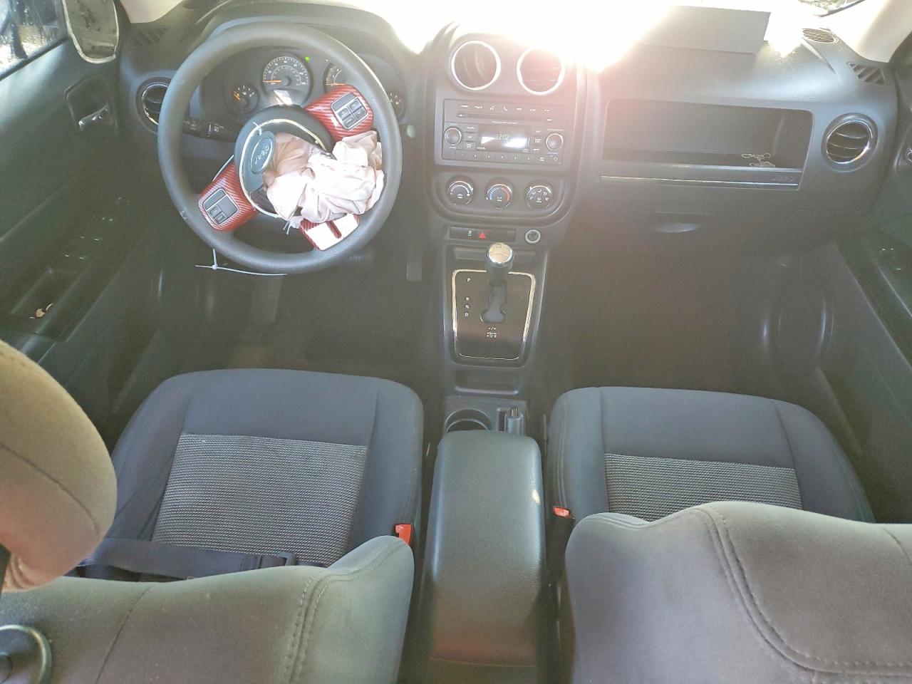 2017 Jeep Patriot Sport Серебряный vin: 1C4NJPBB9HD163387