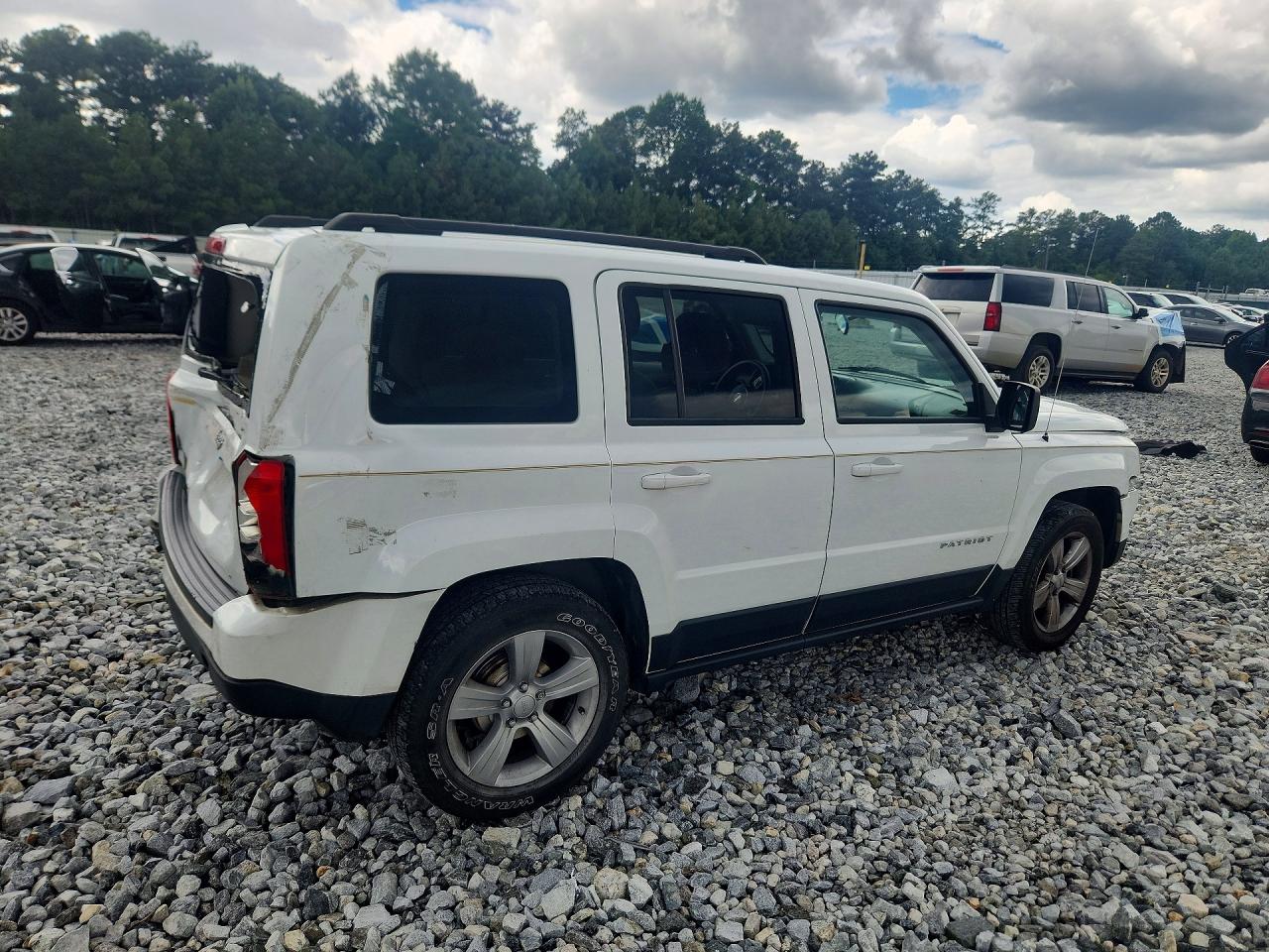 2014 Jeep Patriot Sport White vin: 1C4NJPBBXED913035