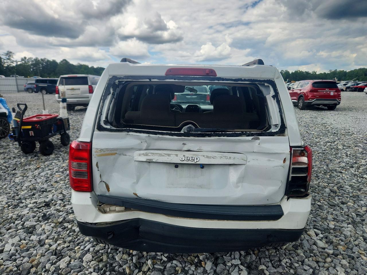 2014 Jeep Patriot Sport White vin: 1C4NJPBBXED913035
