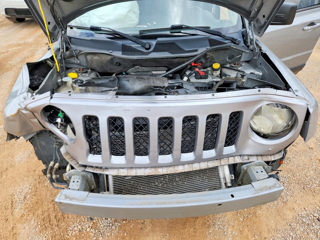 2015 Jeep Patriot Limited Silver vin: 1C4NJPCB2FD107271