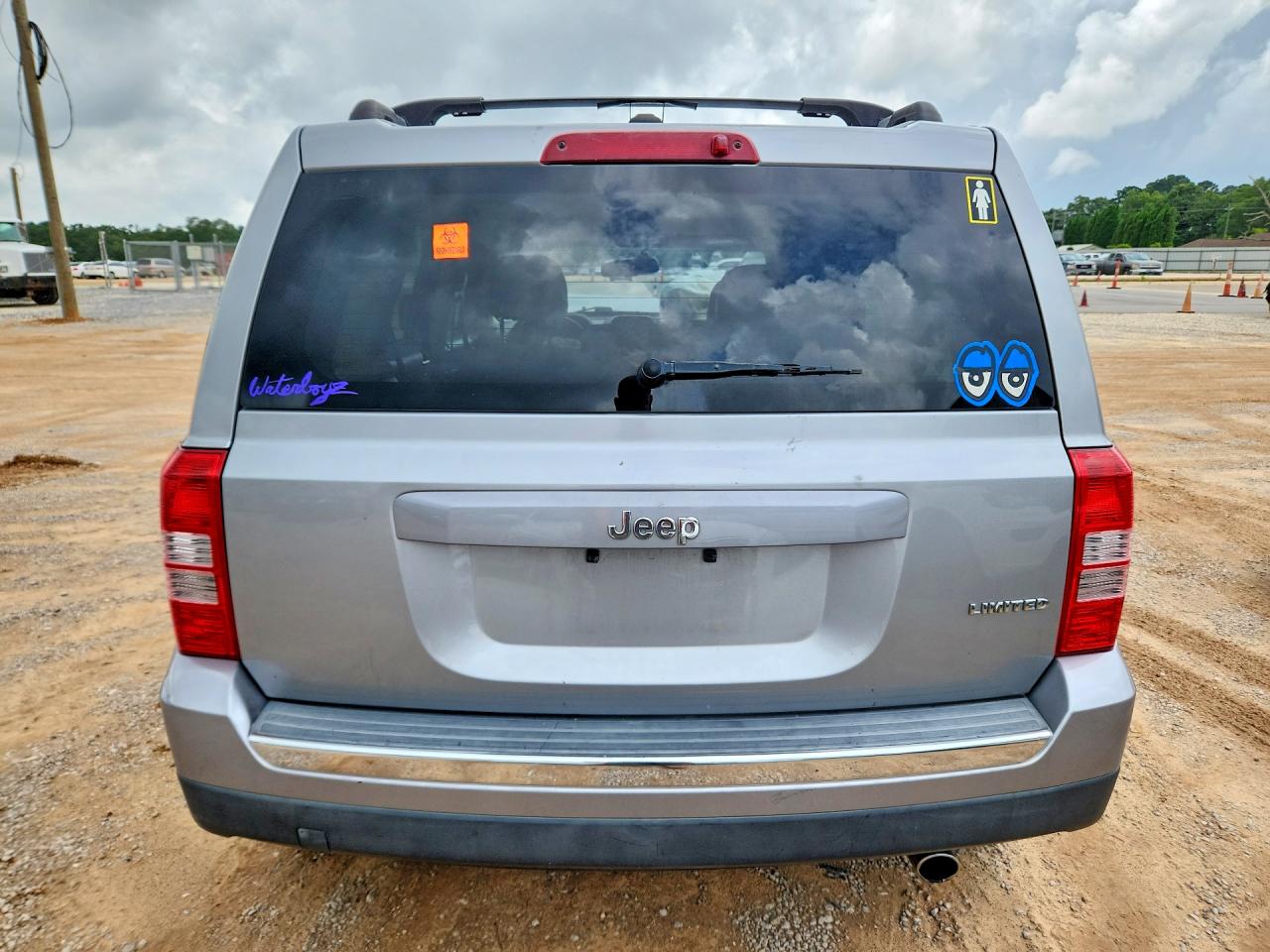 2015 Jeep Patriot Limited Silver vin: 1C4NJPCB2FD107271