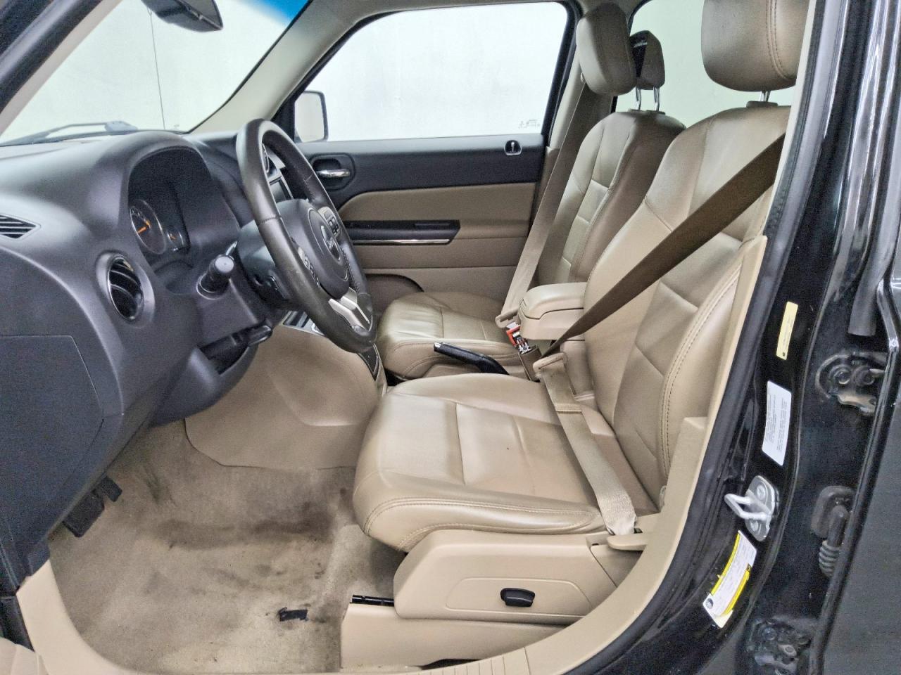 2014 Jeep Patriot Limited Синий vin: 1C4NJPCBXED739921