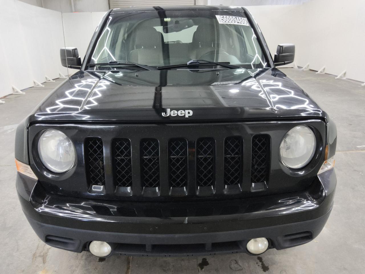 2014 Jeep Patriot Limited Синий vin: 1C4NJPCBXED739921 Damage: Grille, Chipped, 10 Or More