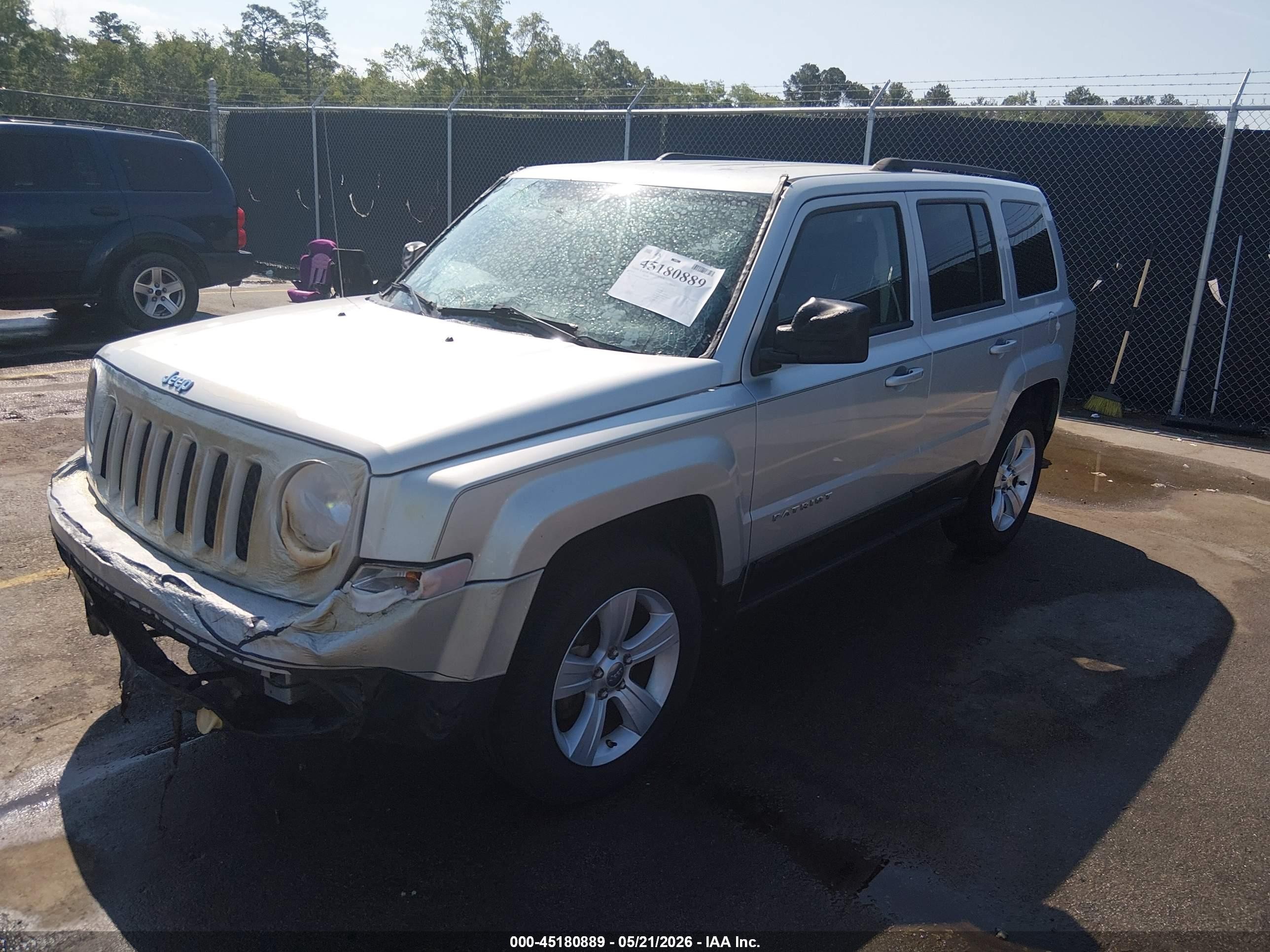 2012 Jeep Patriot Latitude Silver vin: 1C4NJPFA0CD660659