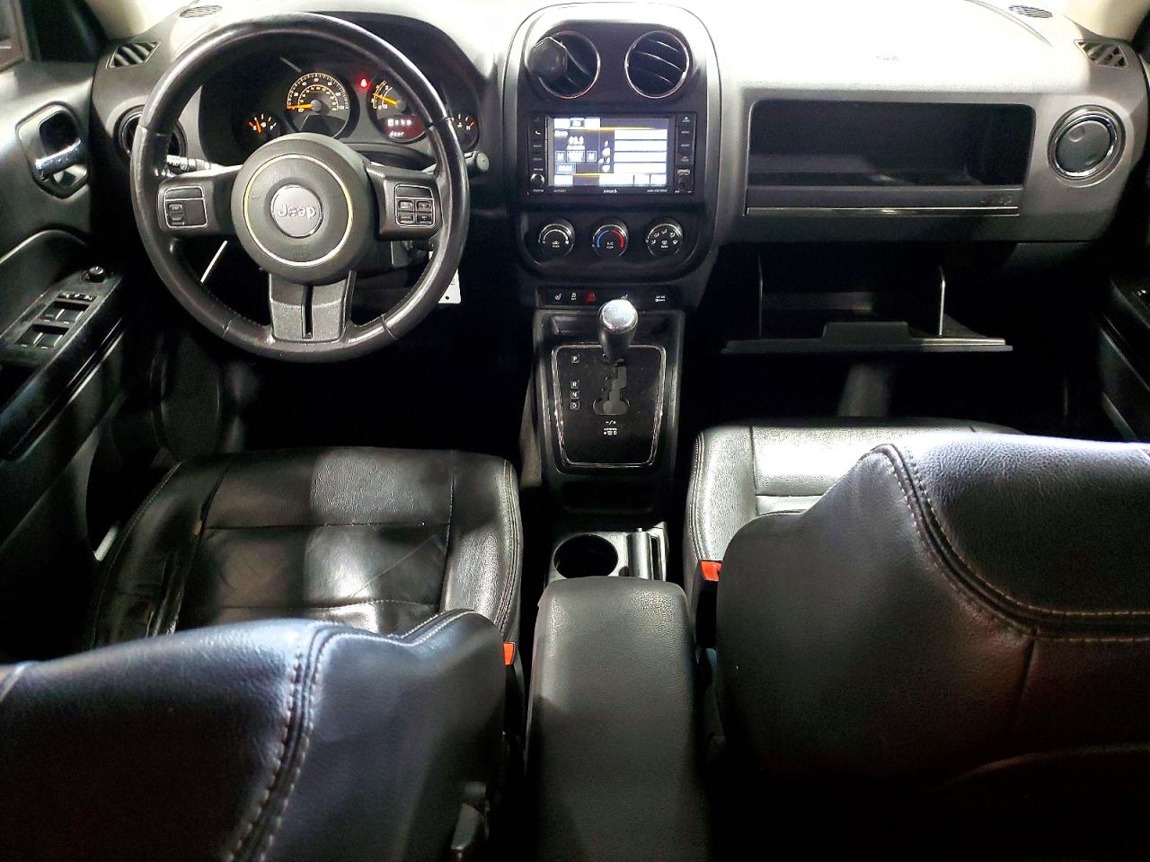 2015 Jeep Patriot Latitude Gray vin: 1C4NJPFA0FD157024