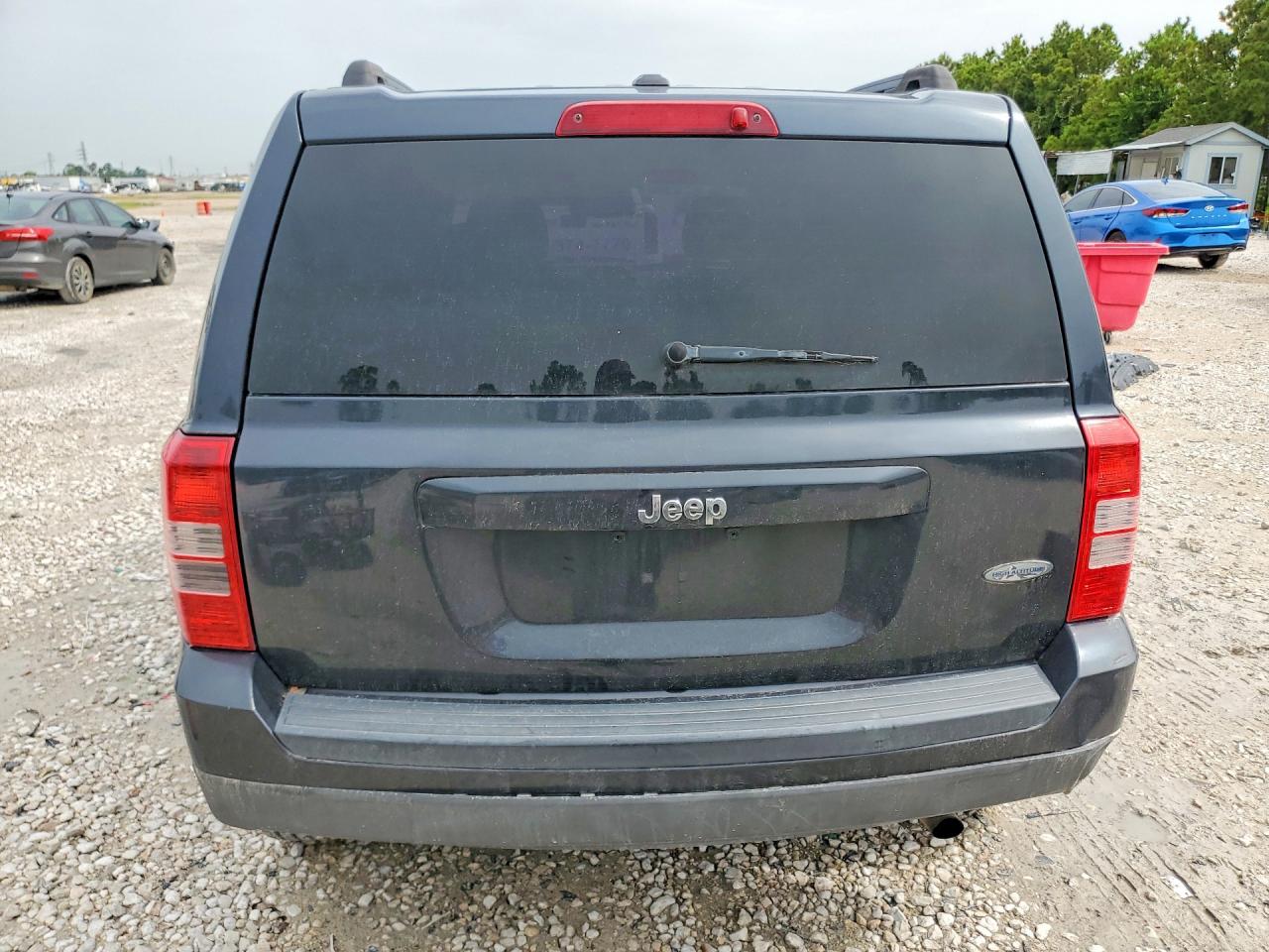 2015 Jeep Patriot Latitude Серый vin: 1C4NJPFA0FD274280