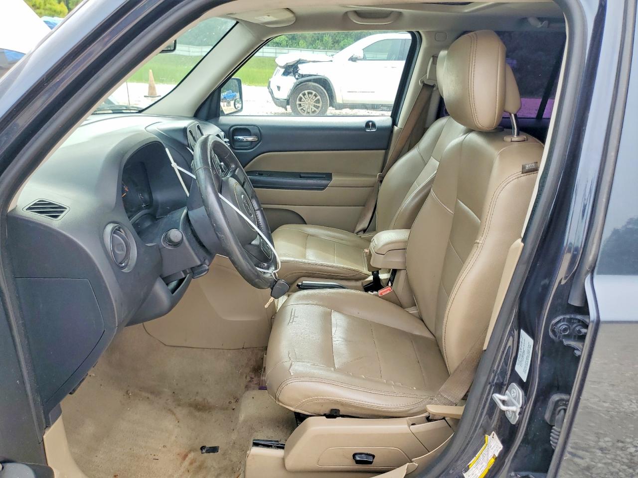 2015 Jeep Patriot Latitude Серый vin: 1C4NJPFA0FD274280