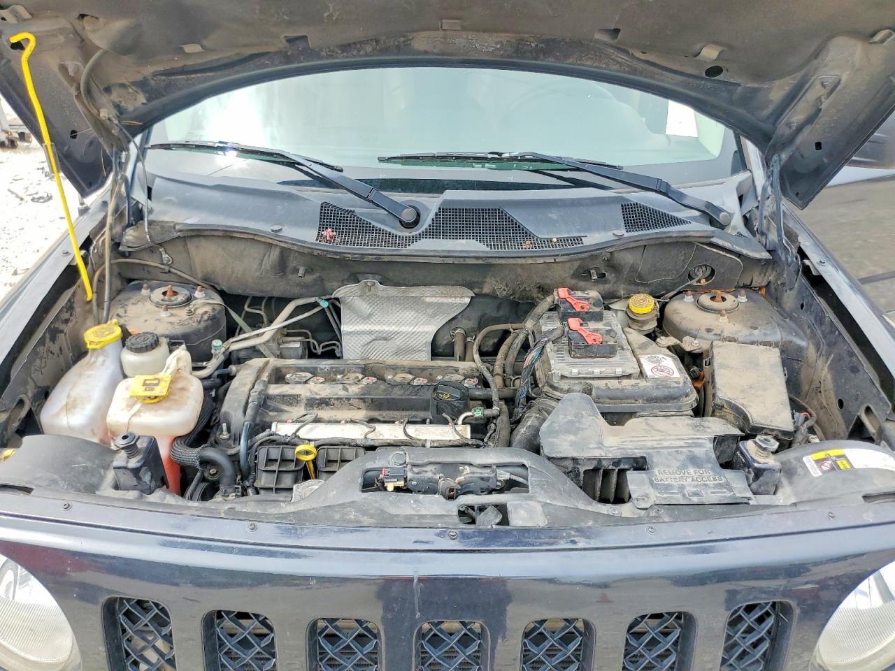 2015 Jeep Patriot Latitude Серый vin: 1C4NJPFA0FD274280