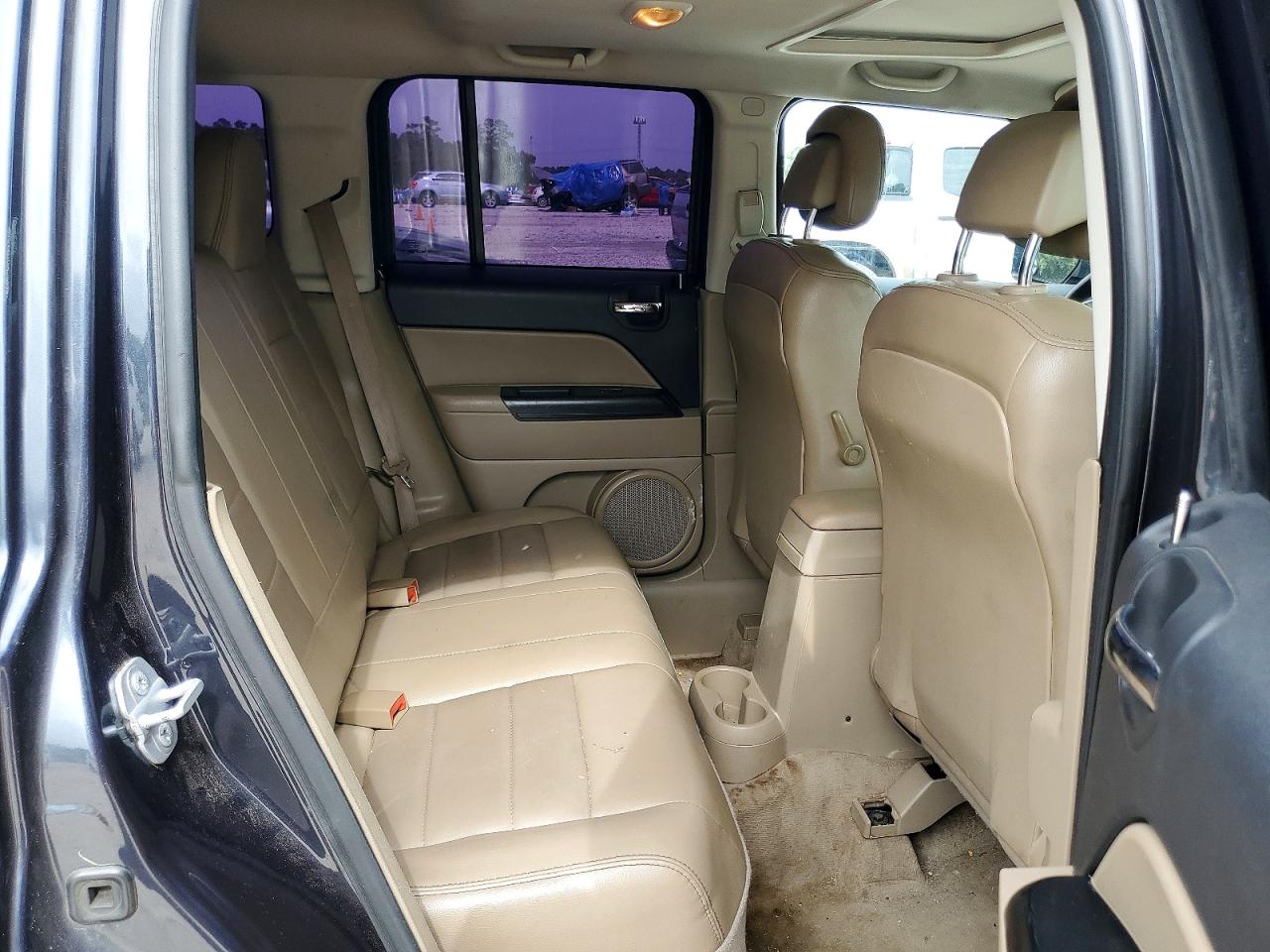2015 Jeep Patriot Latitude Серый vin: 1C4NJPFA0FD274280