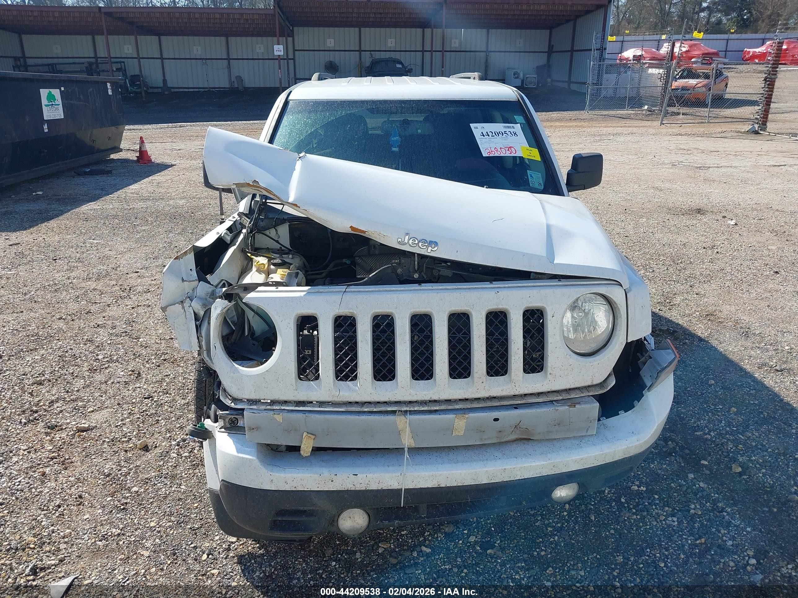 2017 Jeep Patriot Latitude Fwd White vin: 1C4NJPFA0HD160945
