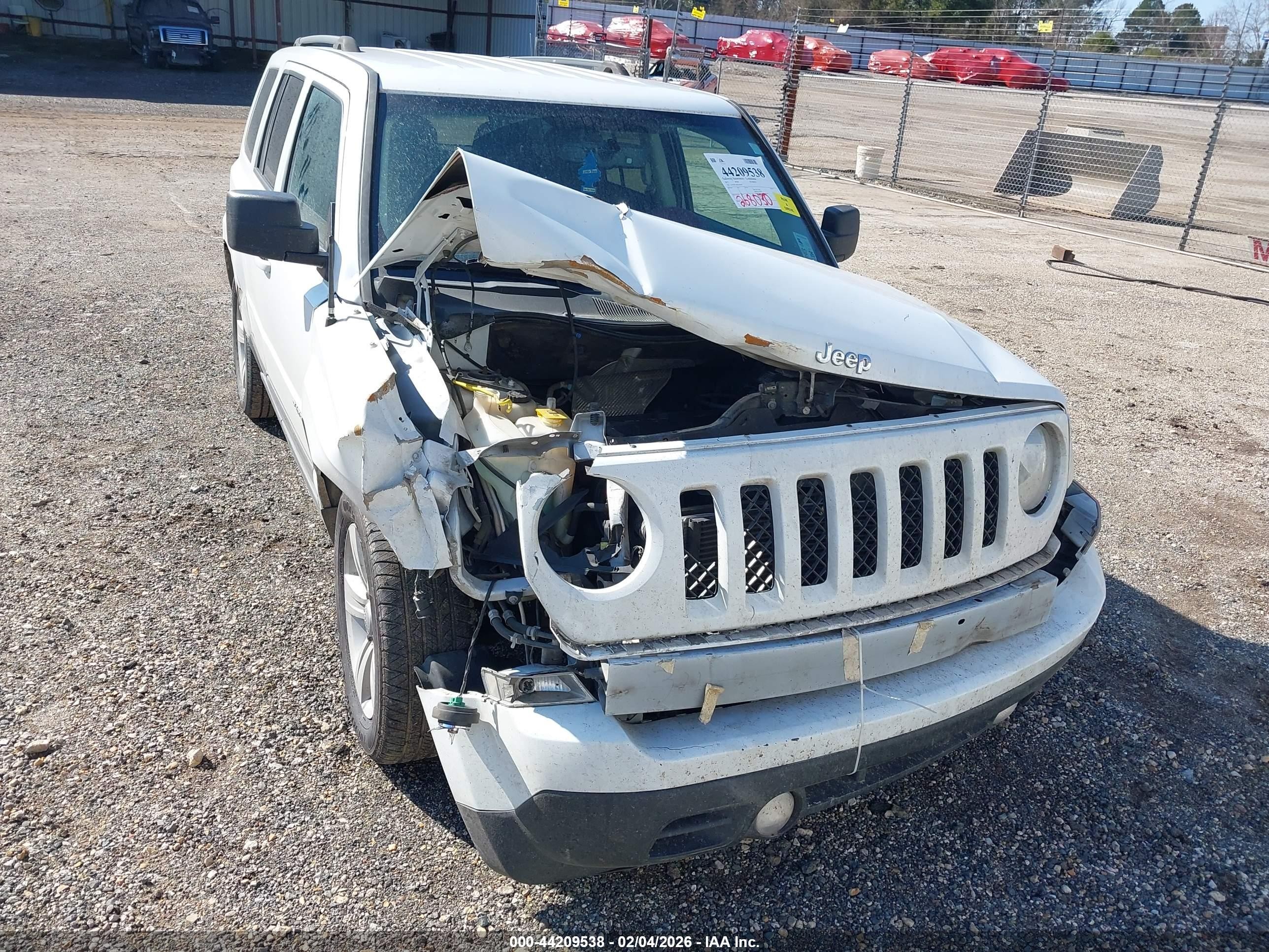 2017 Jeep Patriot Latitude Fwd White vin: 1C4NJPFA0HD160945