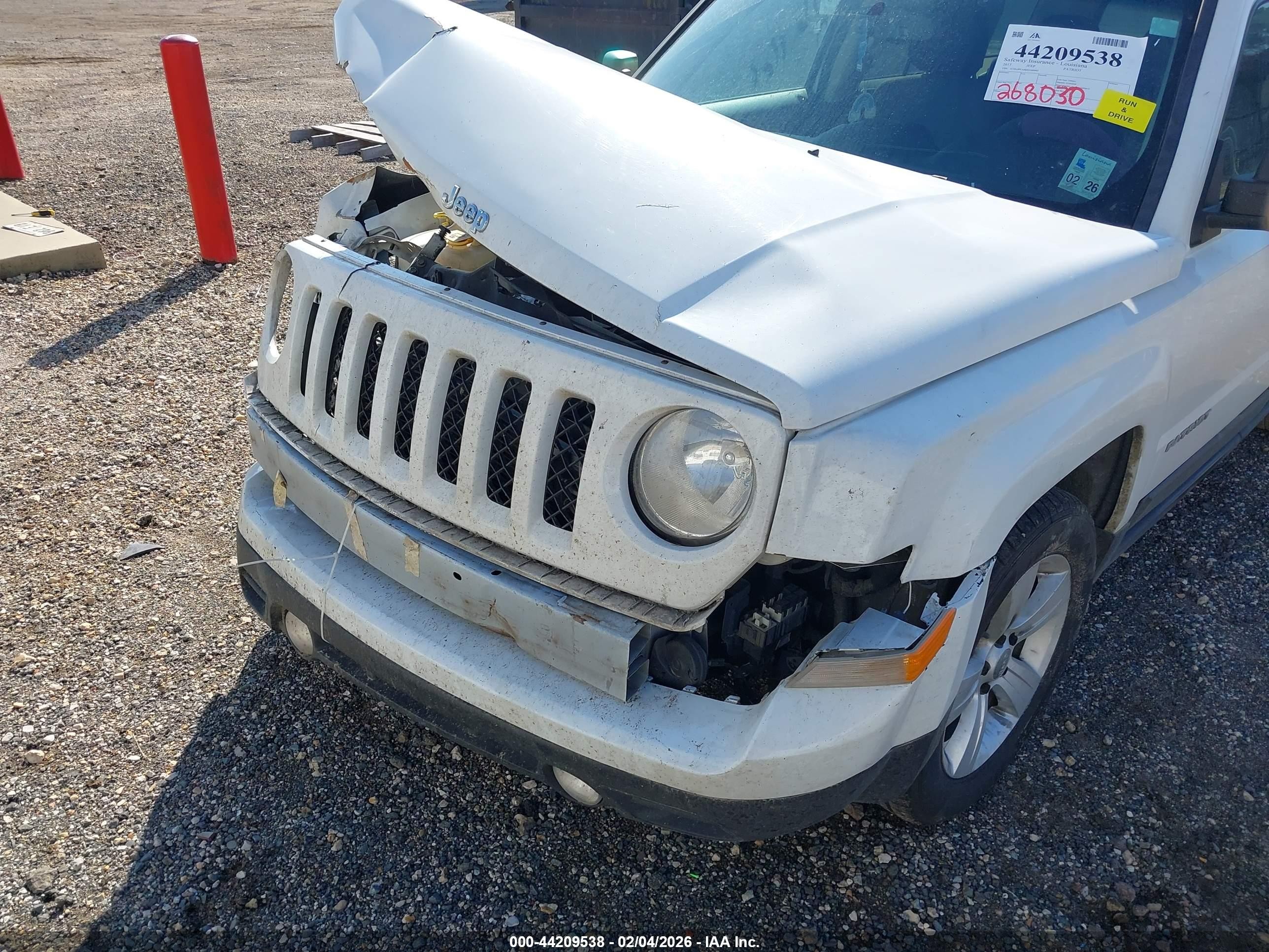 2017 Jeep Patriot Latitude Fwd White vin: 1C4NJPFA0HD160945