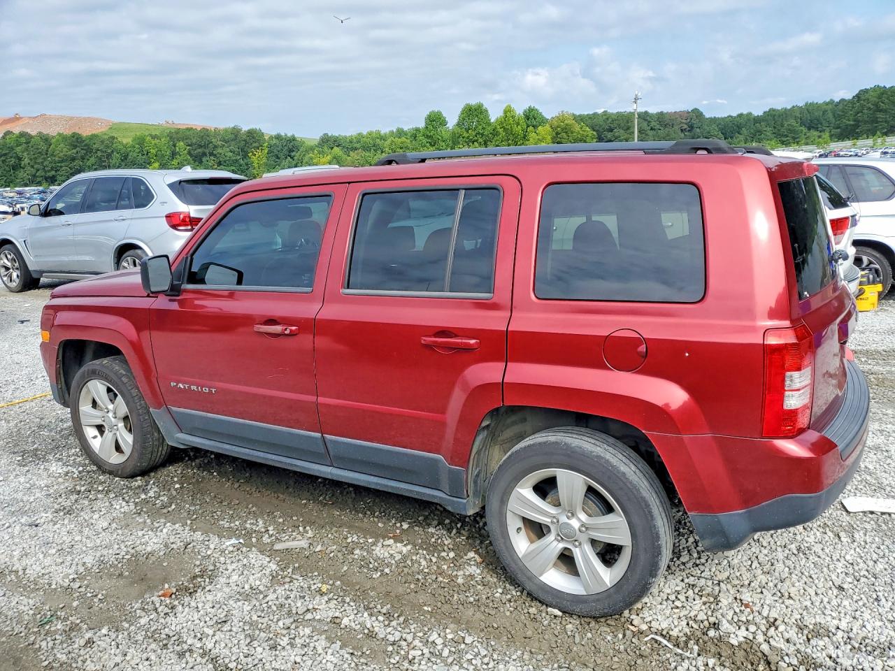 2013 Jeep Patriot Latitude Red vin: 1C4NJPFA1DD197237