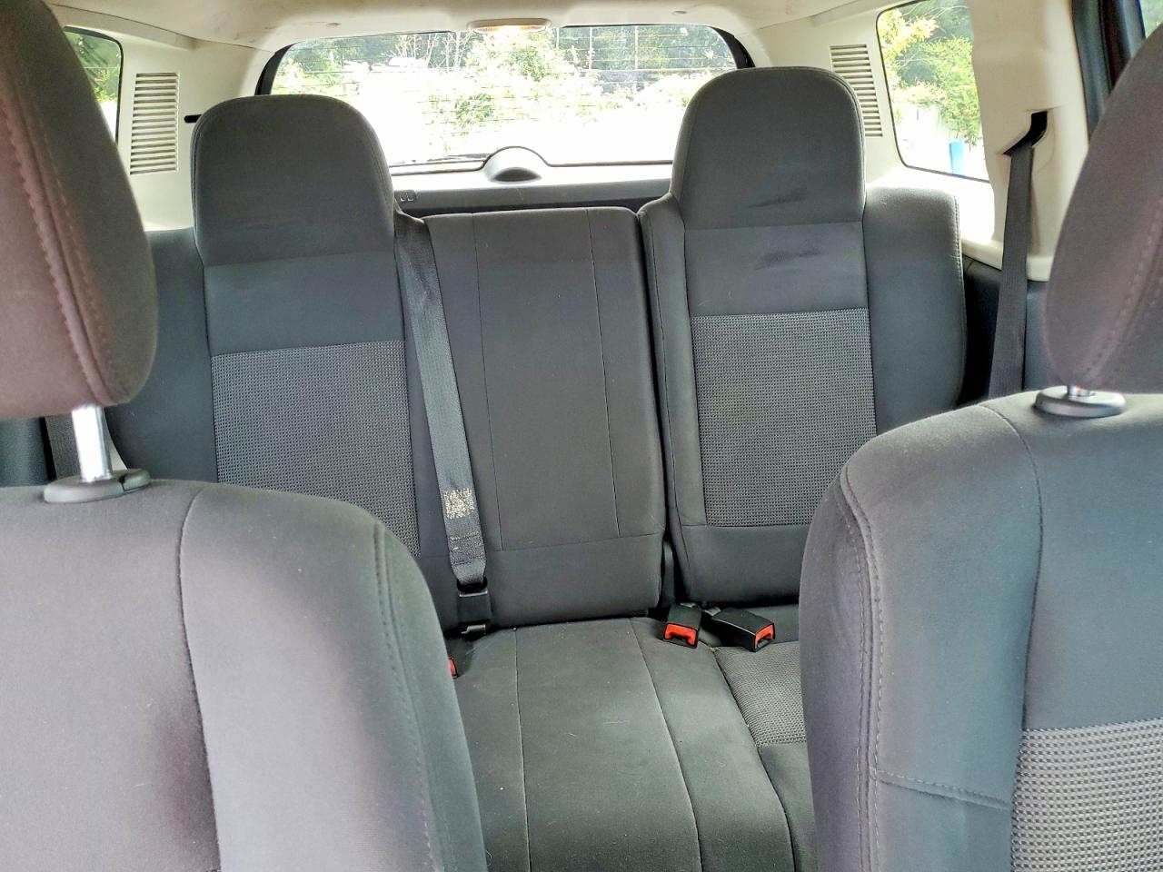 2013 Jeep Patriot Latitude Red vin: 1C4NJPFA1DD197237