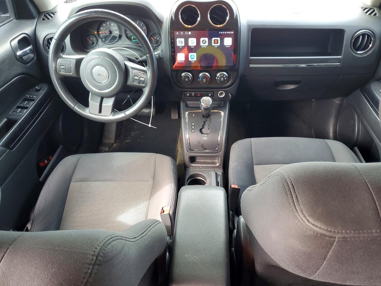 2013 Jeep Patriot Latitude Red vin: 1C4NJPFA1DD197237