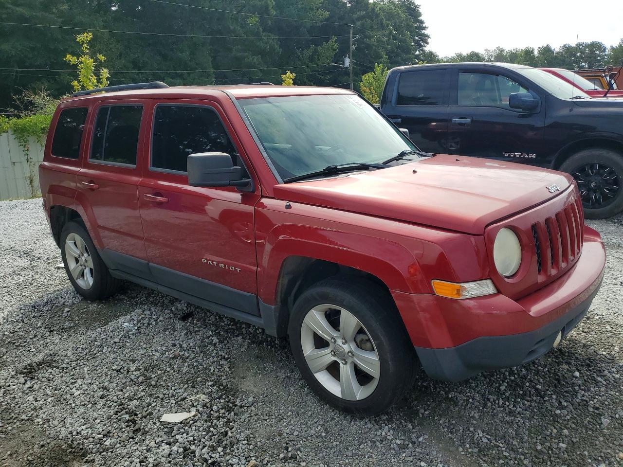 2013 Jeep Patriot Latitude Red vin: 1C4NJPFA1DD197237