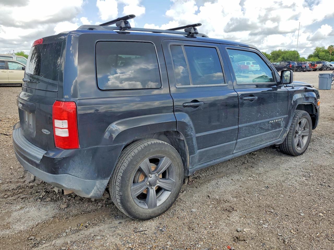 2015 Jeep Patriot Latitude Black vin: 1C4NJPFA1FD121827