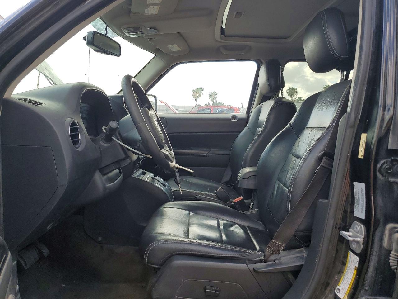 2015 Jeep Patriot Latitude Black vin: 1C4NJPFA1FD121827