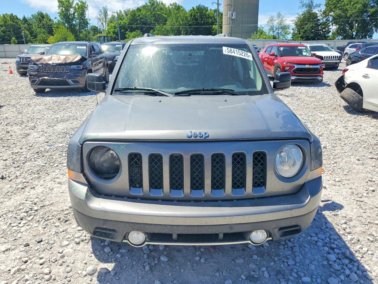 2012 Jeep Patriot Latitude Серый vin: 1C4NJPFA2CD690262