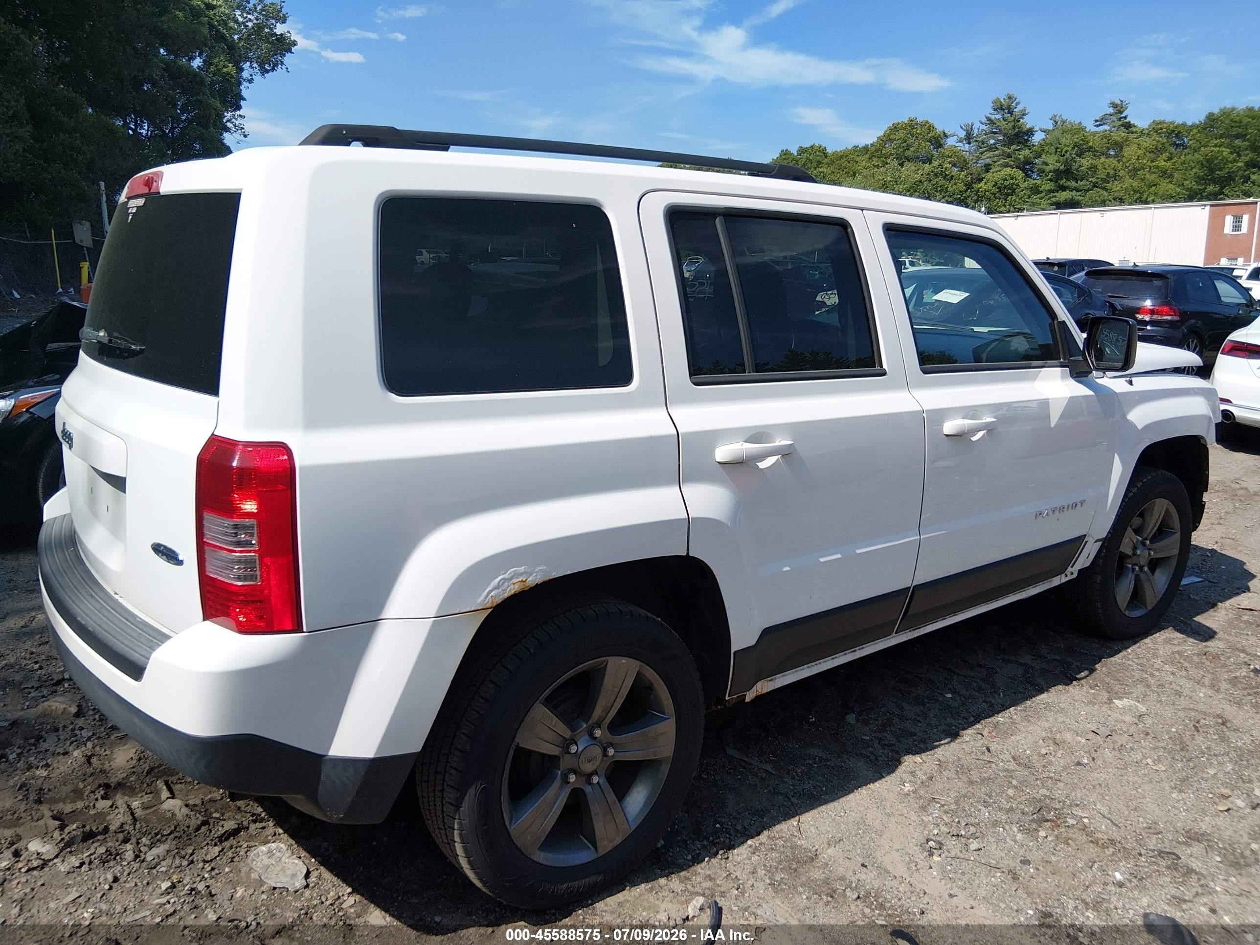 2014 Jeep Patriot High Altitude White vin: 1C4NJPFA2ED680169