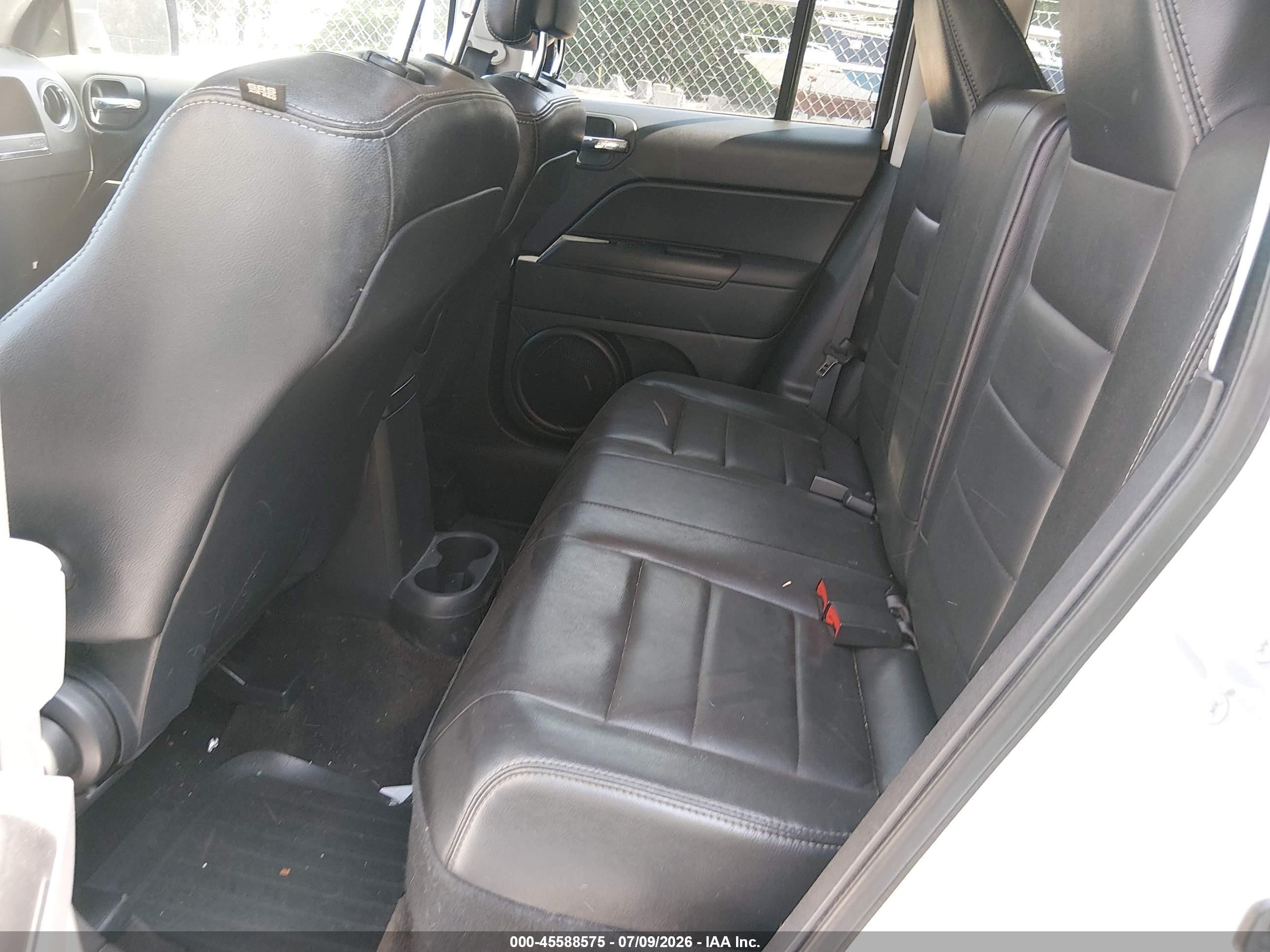 2014 Jeep Patriot High Altitude White vin: 1C4NJPFA2ED680169