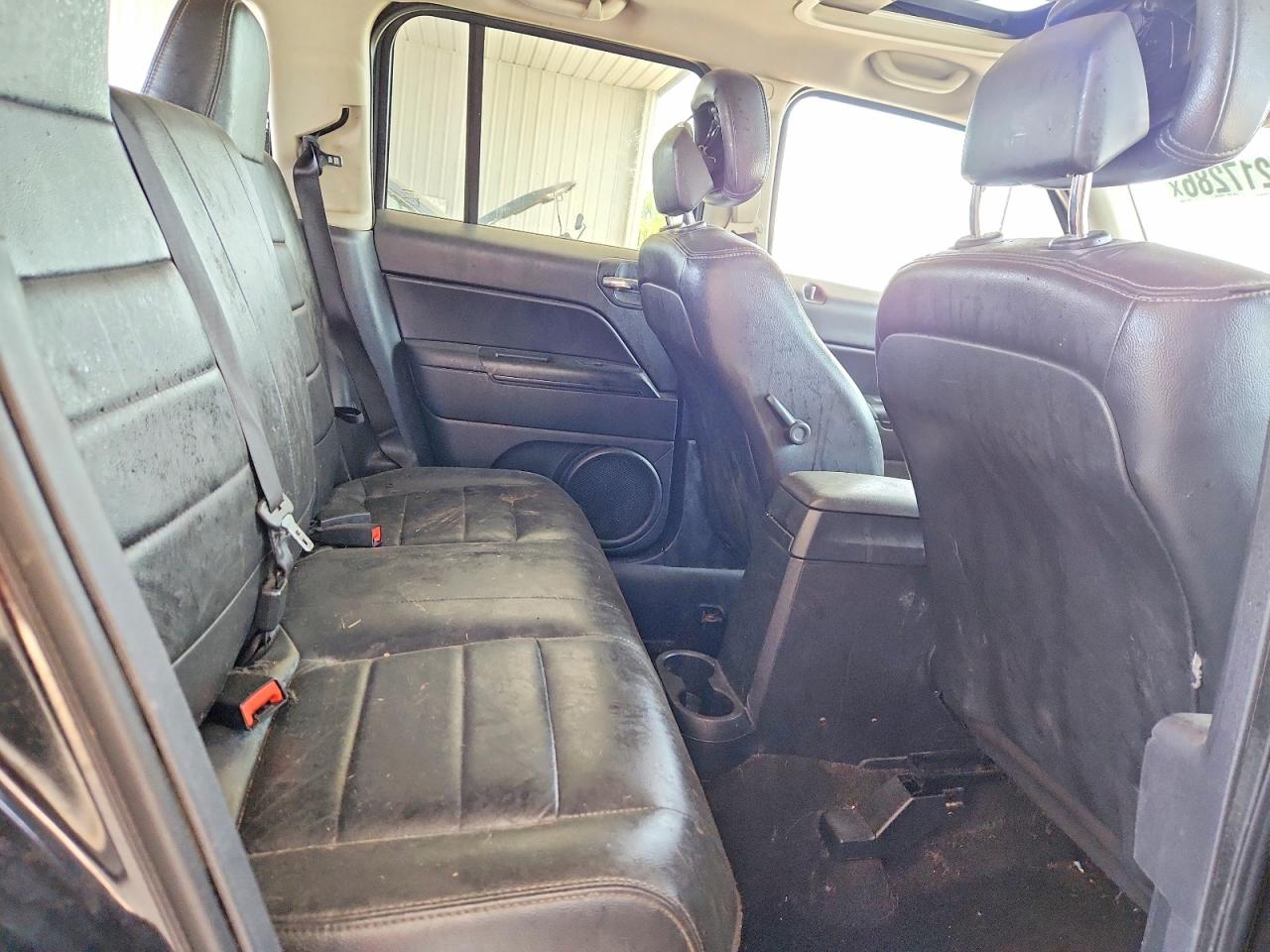2015 Jeep Patriot Latitude Black vin: 1C4NJPFA2FD179302