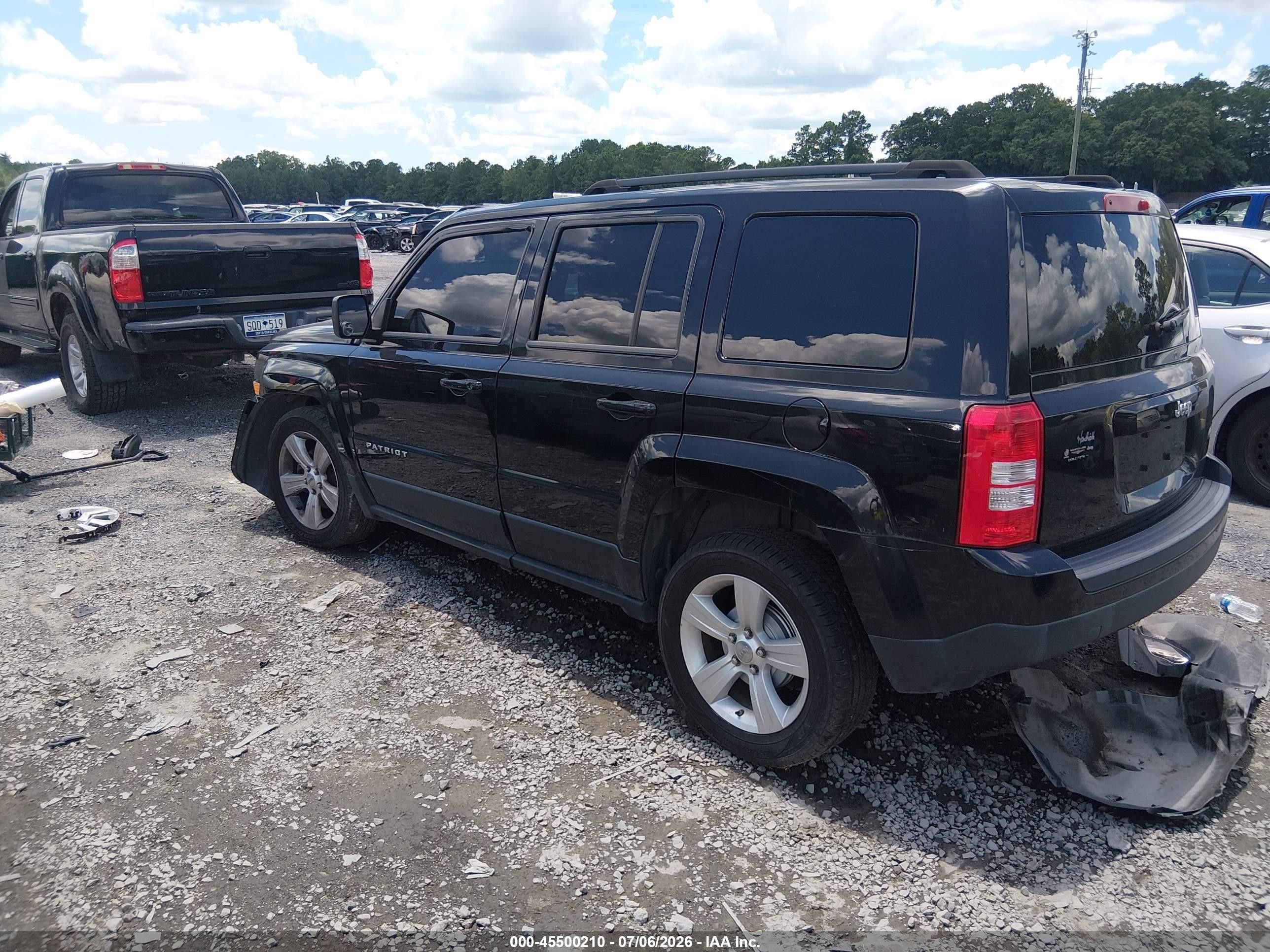 2012 Jeep Patriot Latitude Black vin: 1C4NJPFA3CD690948