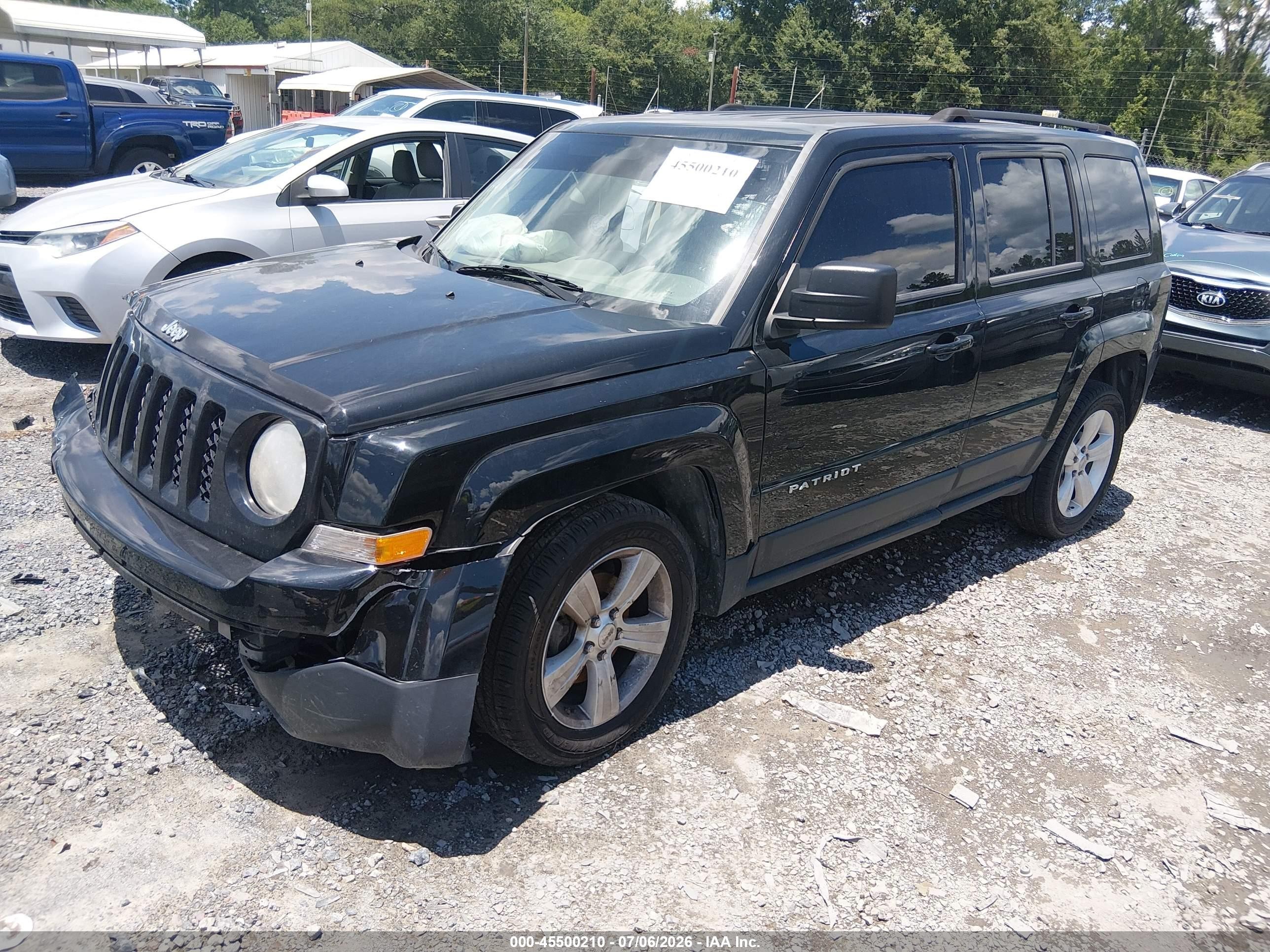 2012 Jeep Patriot Latitude Black vin: 1C4NJPFA3CD690948