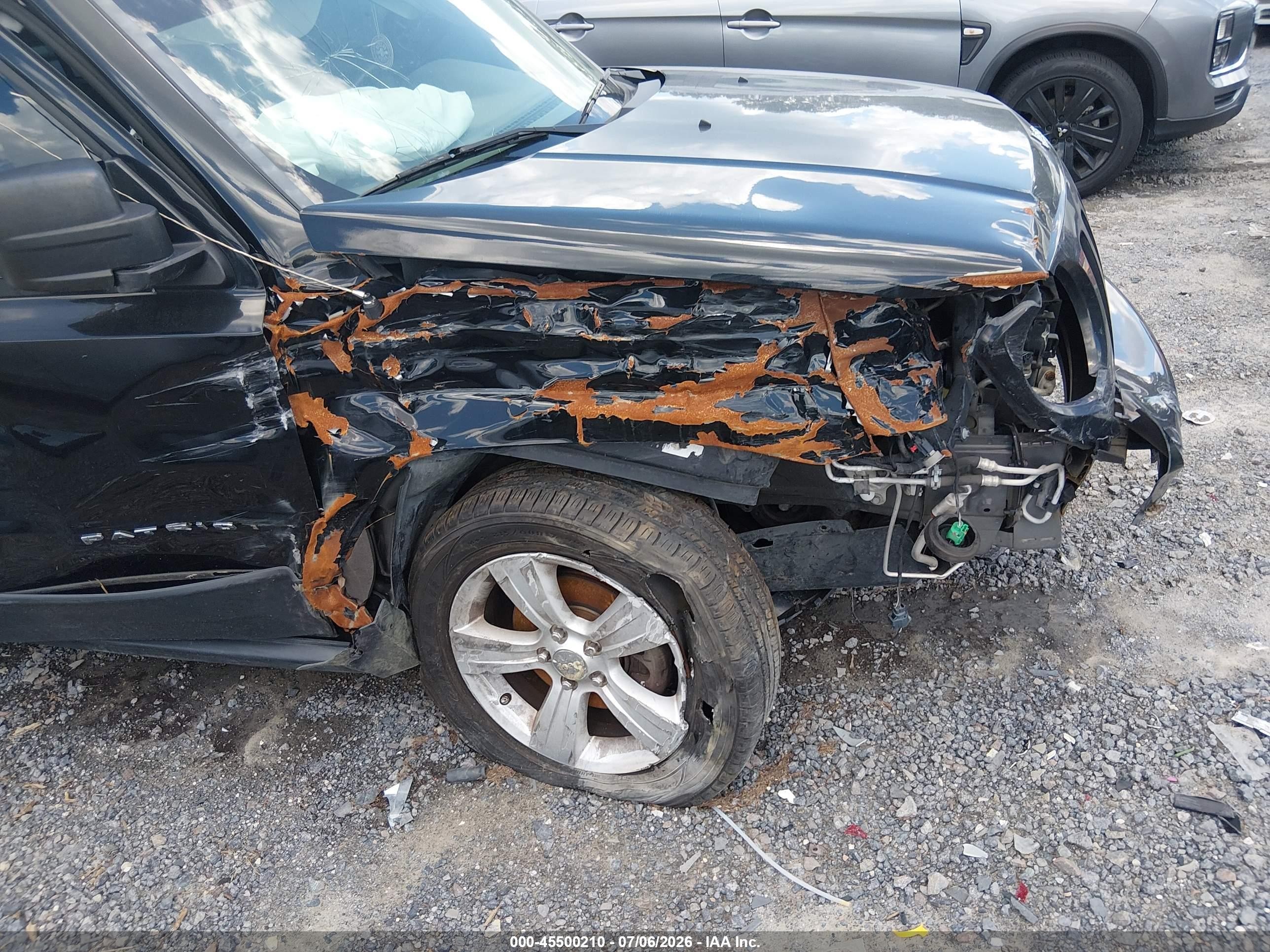2012 Jeep Patriot Latitude Black vin: 1C4NJPFA3CD690948
