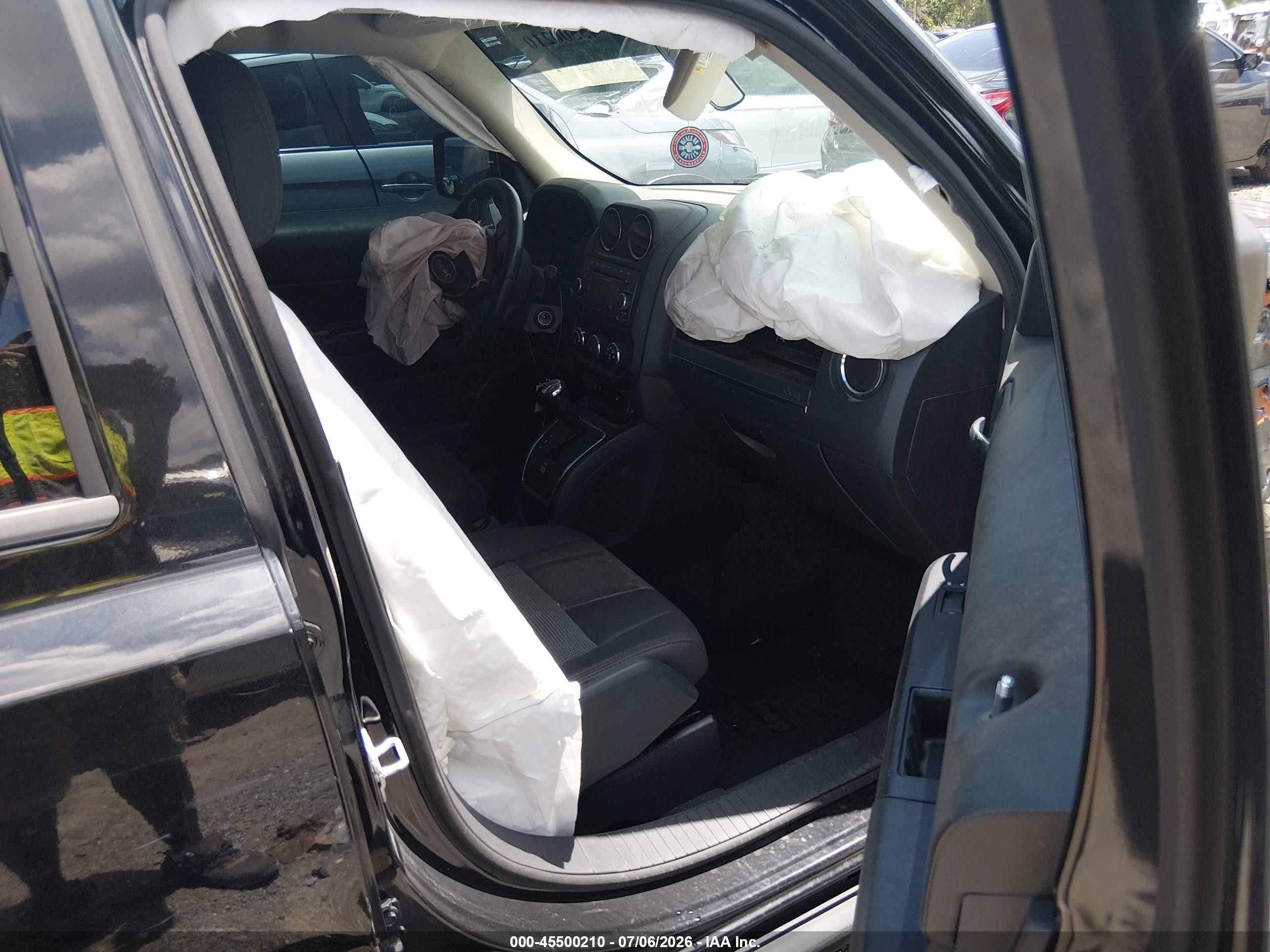 2012 Jeep Patriot Latitude Black vin: 1C4NJPFA3CD690948