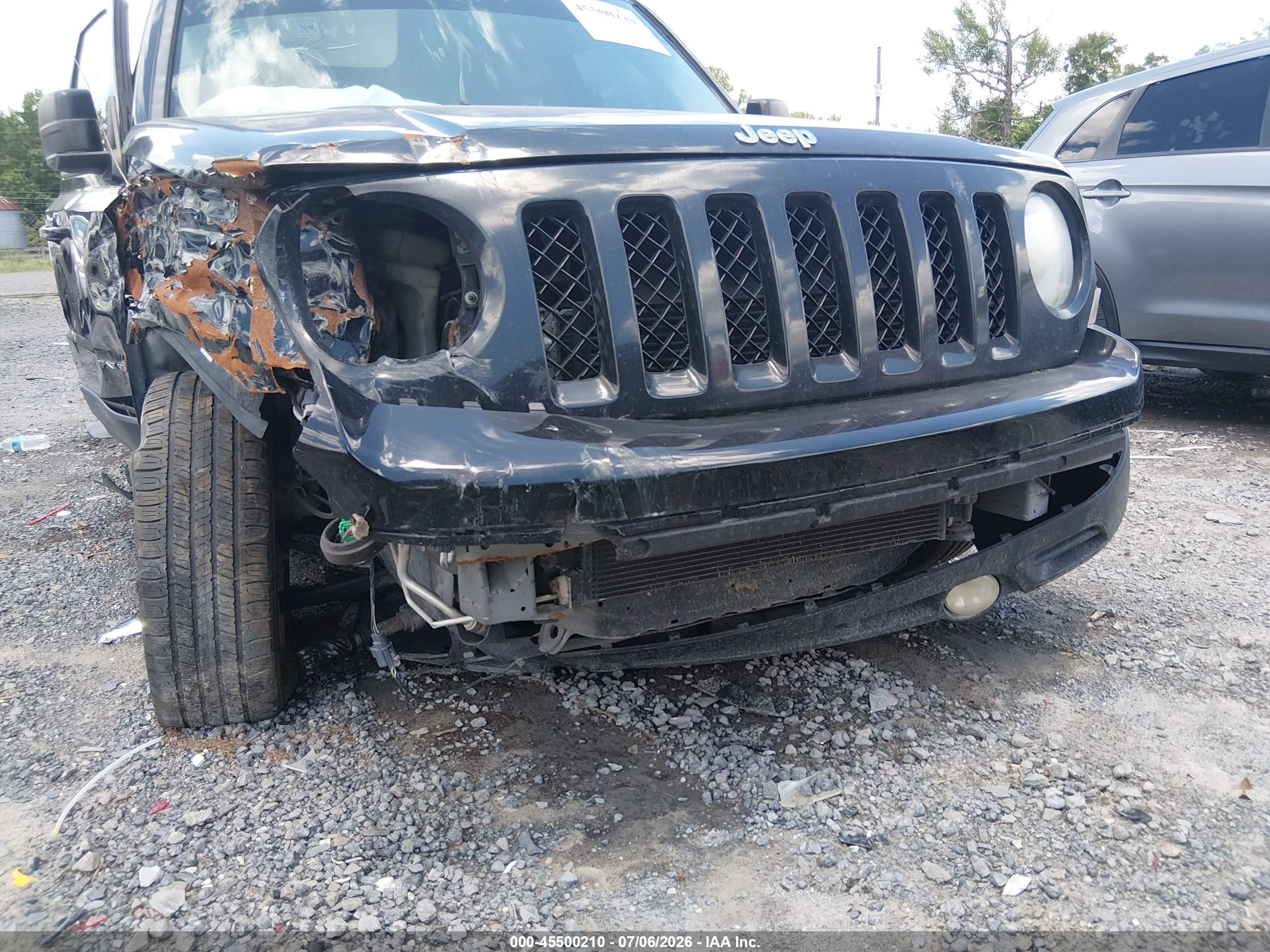 2012 Jeep Patriot Latitude Black vin: 1C4NJPFA3CD690948
