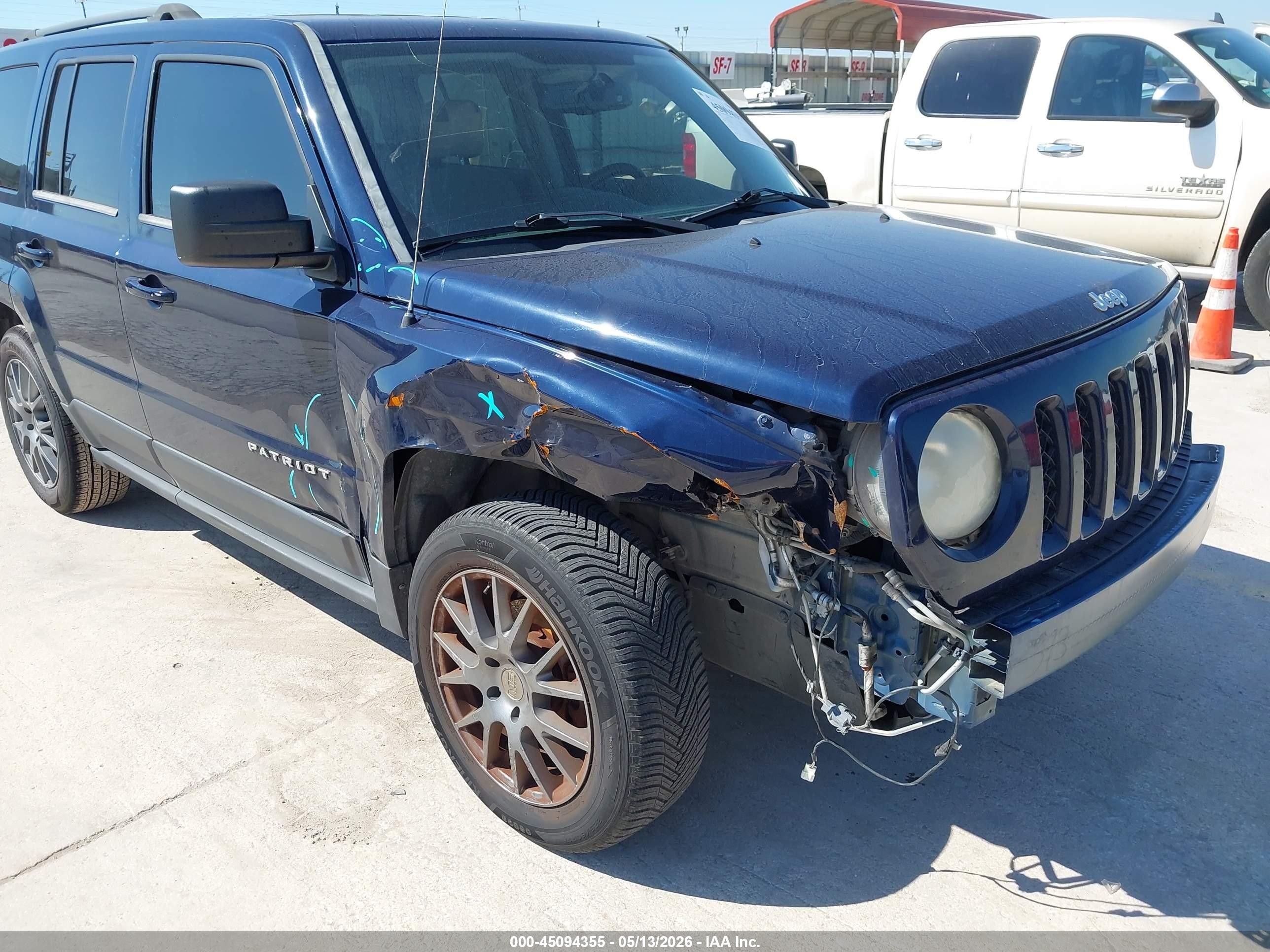 2014 Jeep Patriot Latitude Dark Blue vin: 1C4NJPFA3ED645141