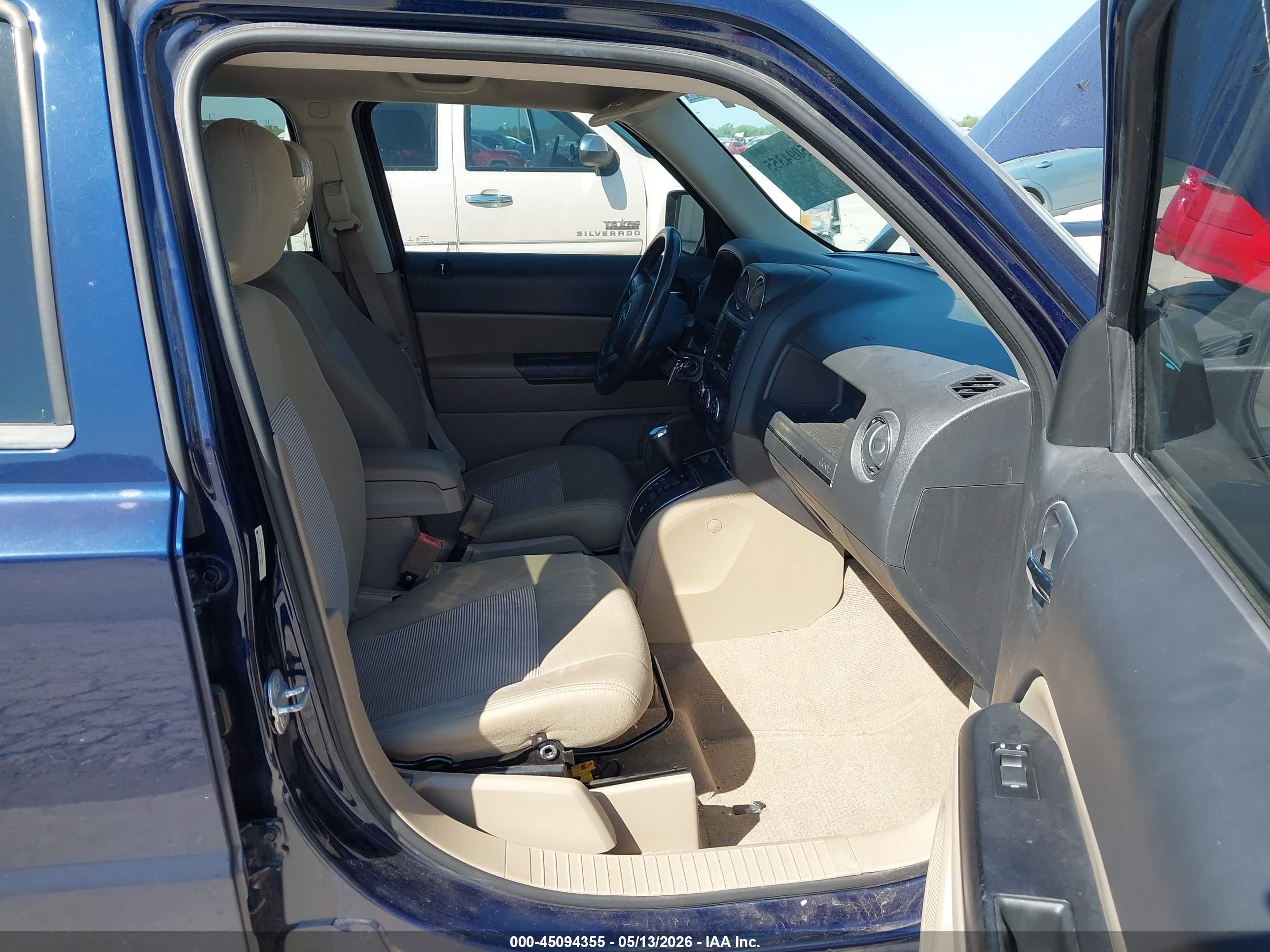 2014 Jeep Patriot Latitude Dark Blue vin: 1C4NJPFA3ED645141