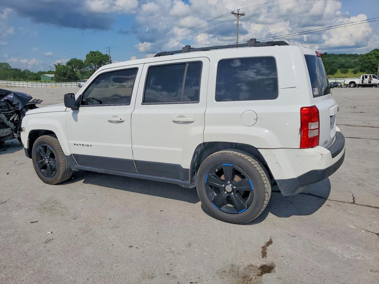 2014 Jeep Patriot Latitude White vin: 1C4NJPFA3ED679936